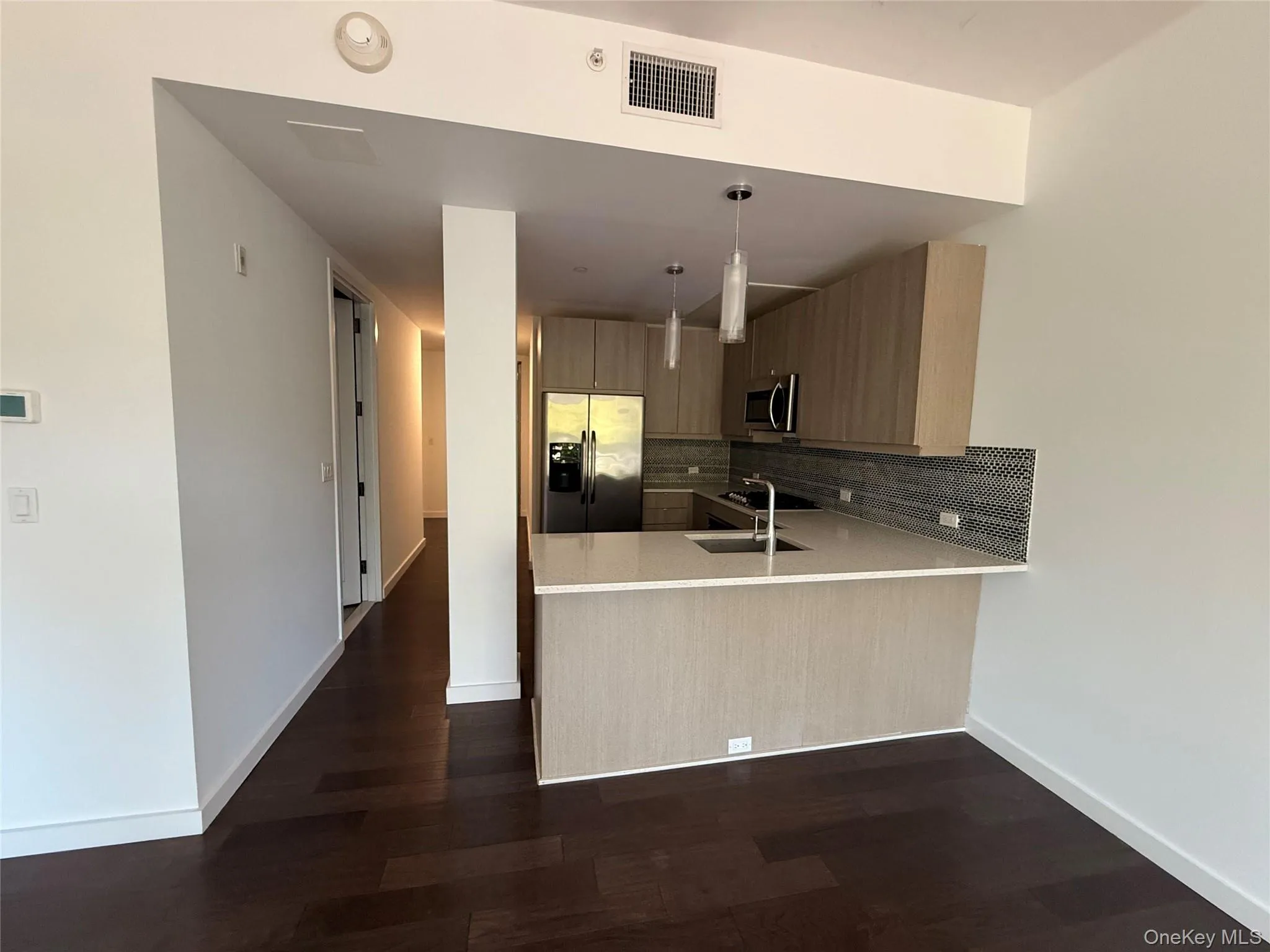 250 Central Park Avenue, Greenburgh, NY, 1 Bedroom Bedrooms, 3 Room Rooms,1 BathroomBathrooms,Residential Lease,For Rent,Central Park,0,1032504 250 Central Park Avenue, Greenburgh, NY, 1 Bedroom Bedrooms, 3 Room Rooms,1 BathroomBathrooms,Residential Lease,For Rent,Central Park,0,1032504