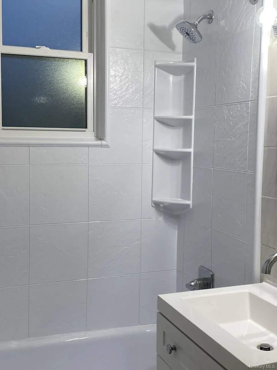 217-24 112 Road, New York, NY, 3 Bedrooms Bedrooms, 5 Rooms Rooms,1 BathroomBathrooms,Residential Lease,For Rent,112,0,1032505 217-24 112 Road, New York, NY, 3 Bedrooms Bedrooms, 5 Rooms Rooms,1 BathroomBathrooms,Residential Lease,For Rent,112,0,1032505