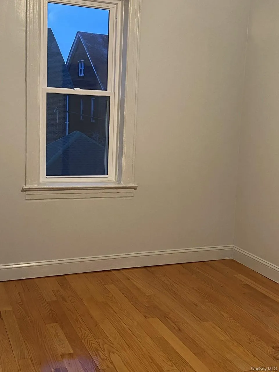 217-24 112 Road, New York, NY, 3 Bedrooms Bedrooms, 5 Rooms Rooms,1 BathroomBathrooms,Residential Lease,For Rent,112,0,1032505 217-24 112 Road, New York, NY, 3 Bedrooms Bedrooms, 5 Rooms Rooms,1 BathroomBathrooms,Residential Lease,For Rent,112,0,1032505