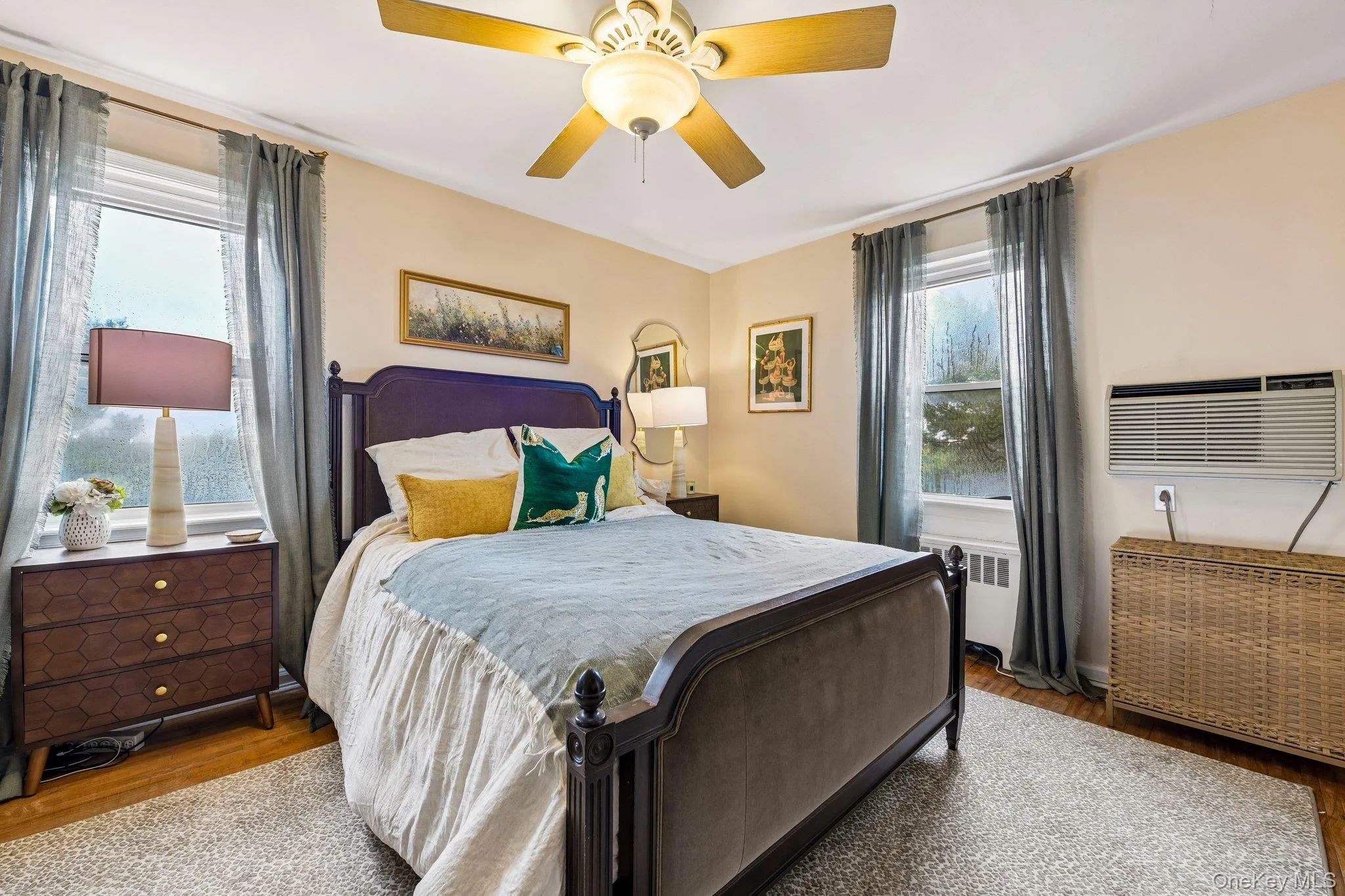 251-24 71st Avenue, New York, NY, 2 Bedrooms Bedrooms, 4 Rooms Rooms,1 BathroomBathrooms,Residential,For Rent,71st,0,1032519 251-24 71st Avenue, New York, NY, 2 Bedrooms Bedrooms, 4 Rooms Rooms,1 BathroomBathrooms,Residential,For Rent,71st,0,1032519