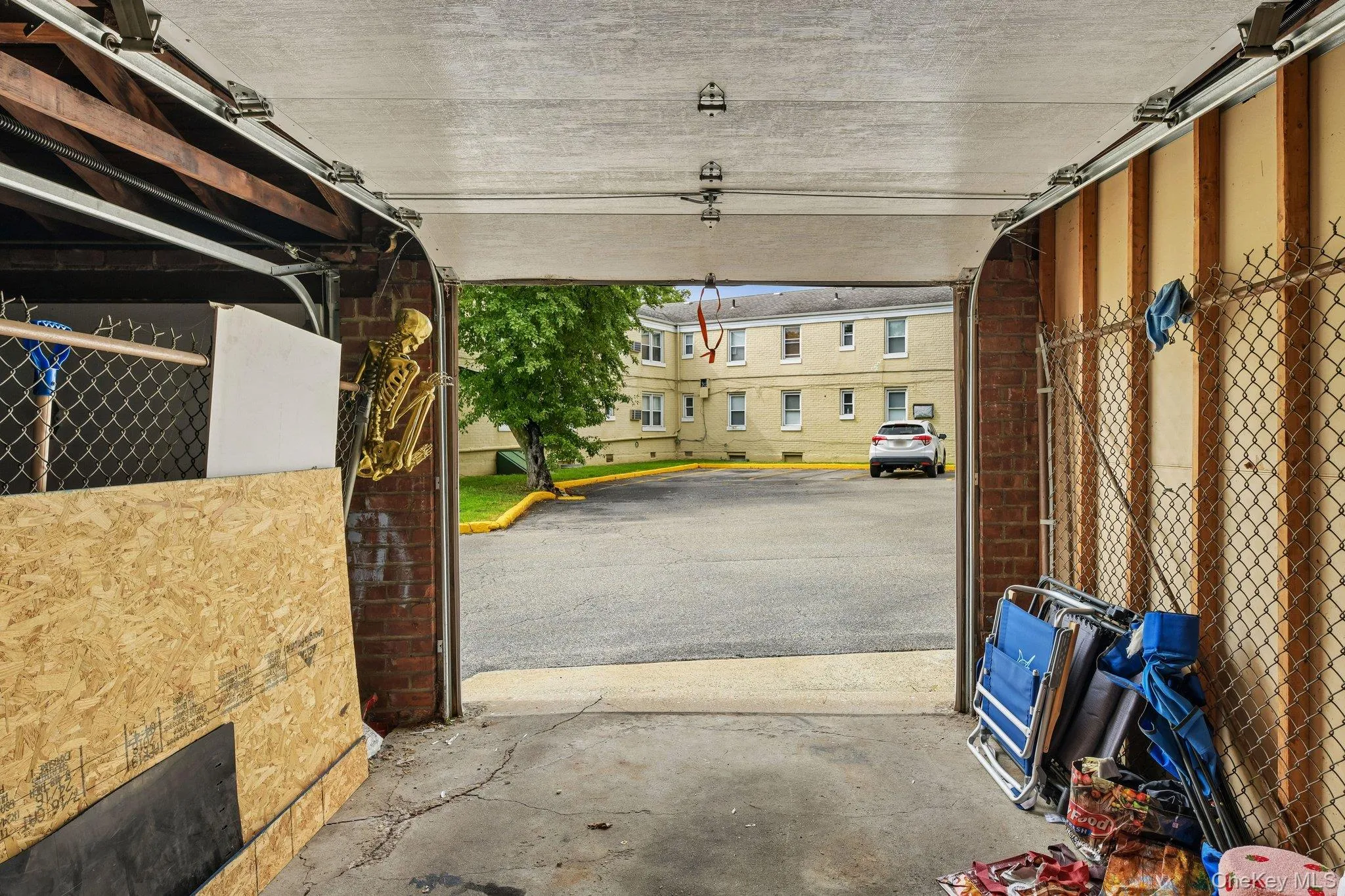 251-24 71st Avenue, New York, NY, 2 Bedrooms Bedrooms, 4 Rooms Rooms,1 BathroomBathrooms,Residential,For Rent,71st,0,1032519 251-24 71st Avenue, New York, NY, 2 Bedrooms Bedrooms, 4 Rooms Rooms,1 BathroomBathrooms,Residential,For Rent,71st,0,1032519