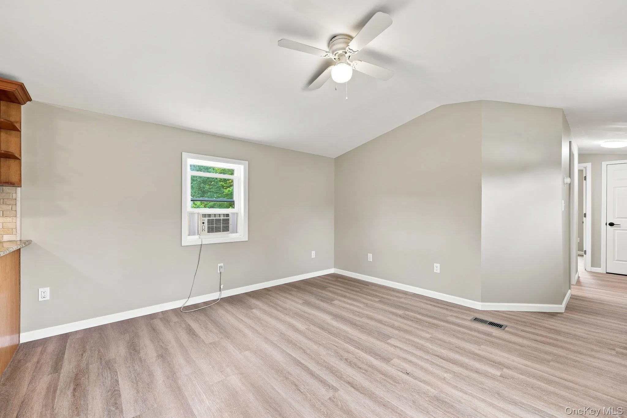 363 Mettacahonts, Rochester, NY, 3 Bedrooms Bedrooms, 4 Rooms Rooms,2 BathroomsBathrooms,Residential,For Rent,Mettacahonts,0,1032520 363 Mettacahonts, Rochester, NY, 3 Bedrooms Bedrooms, 4 Rooms Rooms,2 BathroomsBathrooms,Residential,For Rent,Mettacahonts,0,1032520
