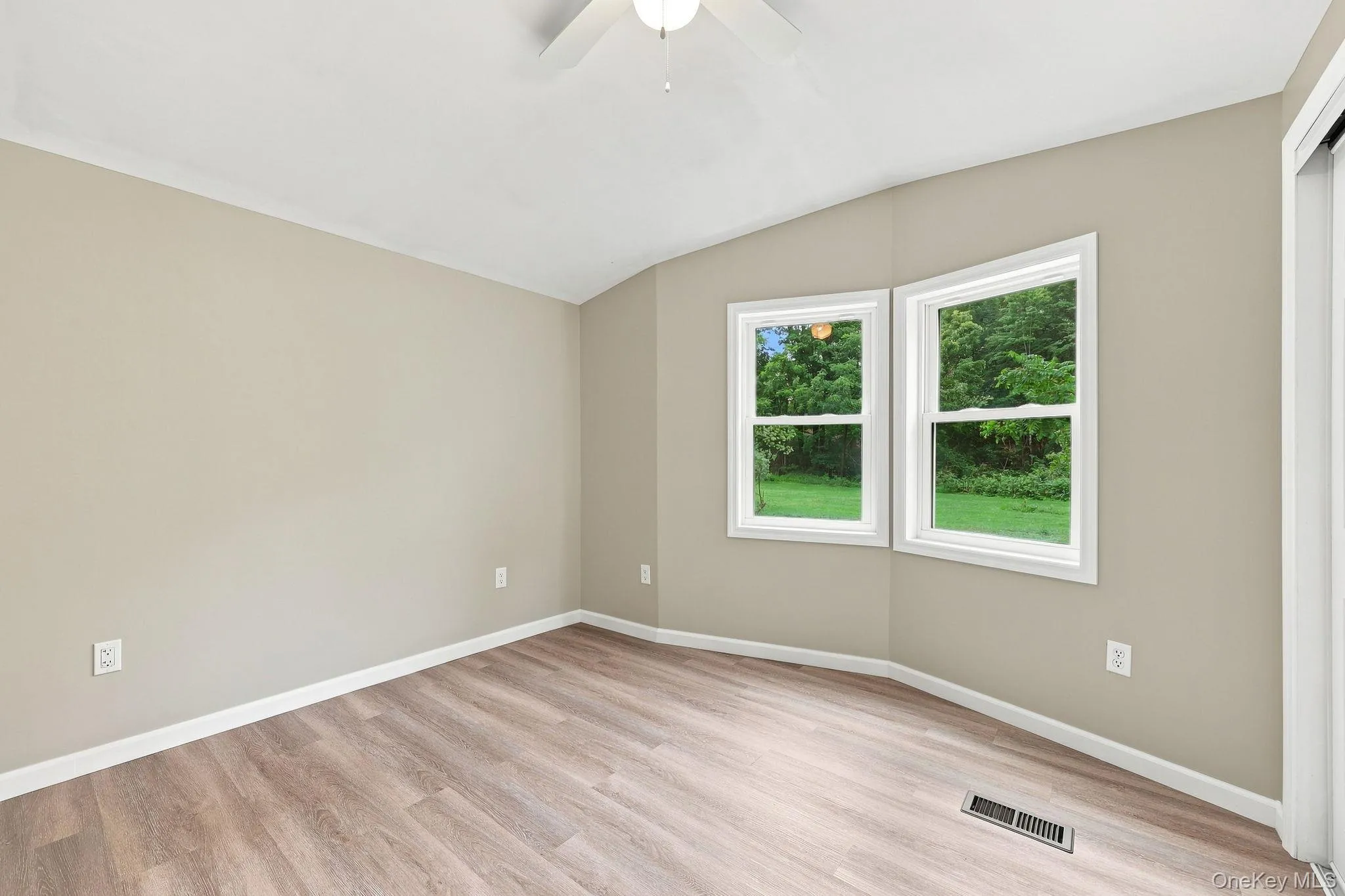 363 Mettacahonts, Rochester, NY, 3 Bedrooms Bedrooms, 4 Rooms Rooms,2 BathroomsBathrooms,Residential,For Rent,Mettacahonts,0,1032520 363 Mettacahonts, Rochester, NY, 3 Bedrooms Bedrooms, 4 Rooms Rooms,2 BathroomsBathrooms,Residential,For Rent,Mettacahonts,0,1032520