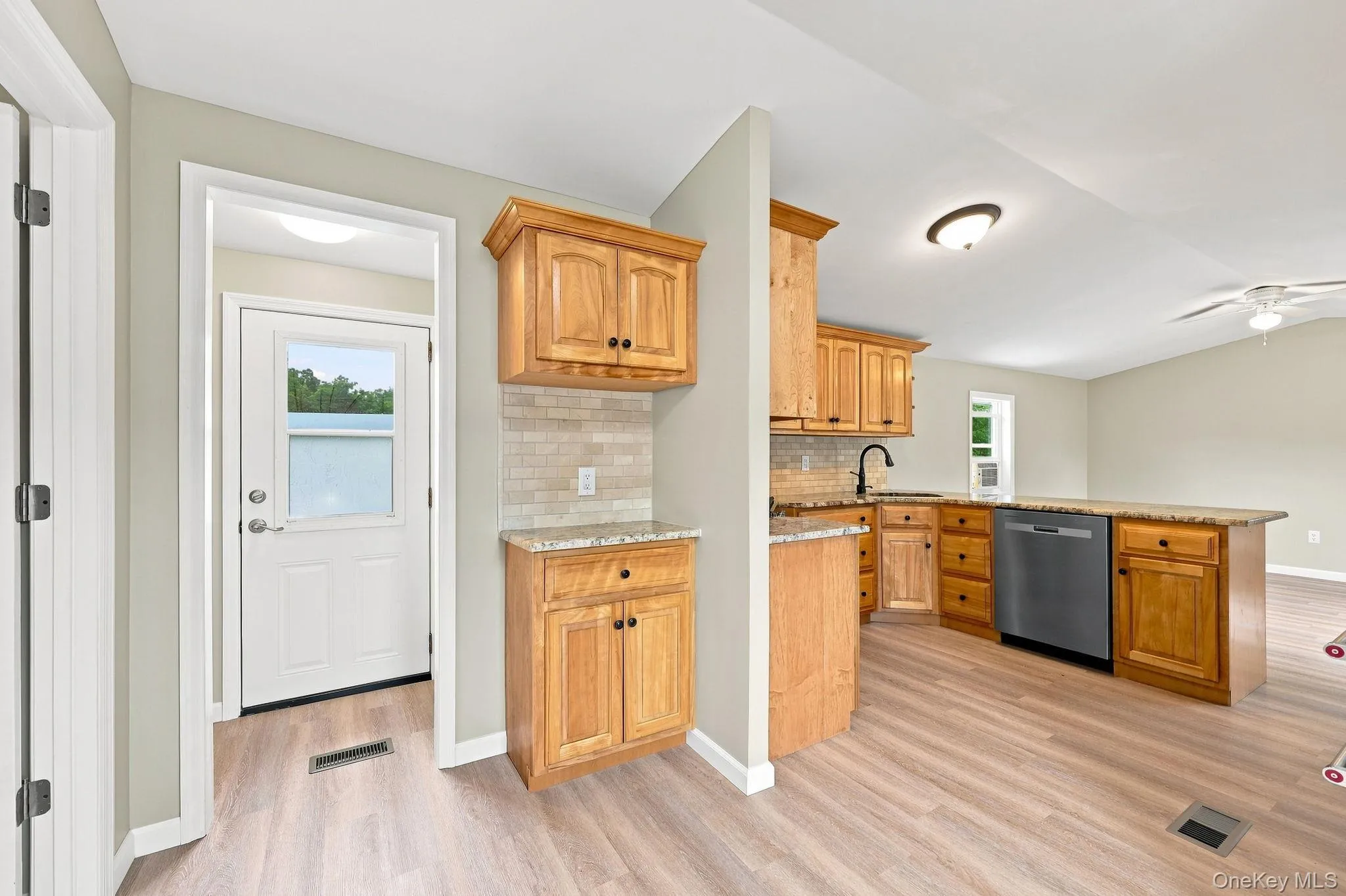 363 Mettacahonts, Rochester, NY, 3 Bedrooms Bedrooms, 4 Rooms Rooms,2 BathroomsBathrooms,Residential,For Rent,Mettacahonts,0,1032520 363 Mettacahonts, Rochester, NY, 3 Bedrooms Bedrooms, 4 Rooms Rooms,2 BathroomsBathrooms,Residential,For Rent,Mettacahonts,0,1032520
