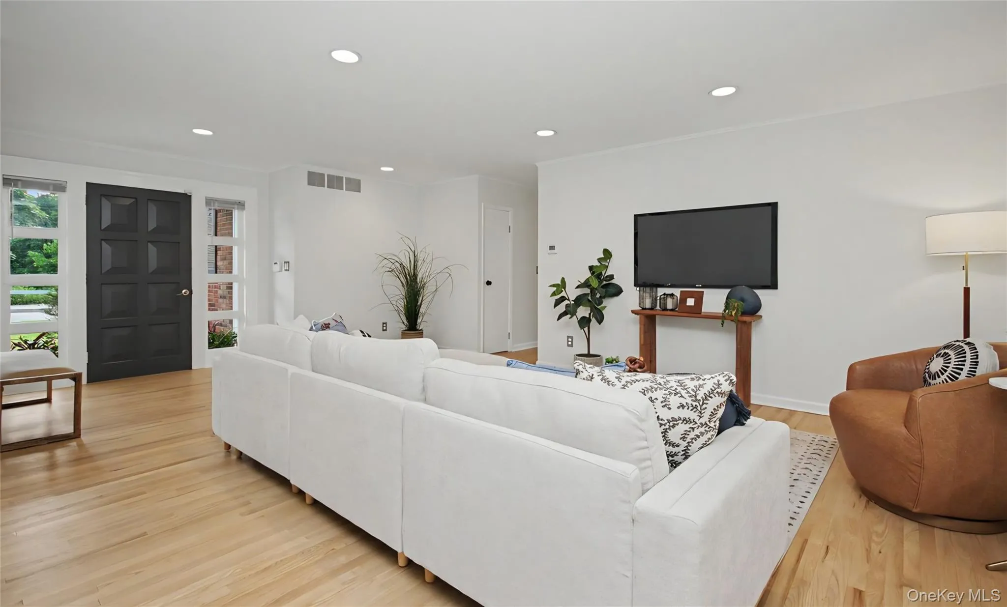 17 Talbot Avenue, Beacon, NY, 3 Bedrooms Bedrooms, 9 Rooms Rooms,2 BathroomsBathrooms,Residential,For Rent,Talbot,0,1032524 17 Talbot Avenue, Beacon, NY, 3 Bedrooms Bedrooms, 9 Rooms Rooms,2 BathroomsBathrooms,Residential,For Rent,Talbot,0,1032524