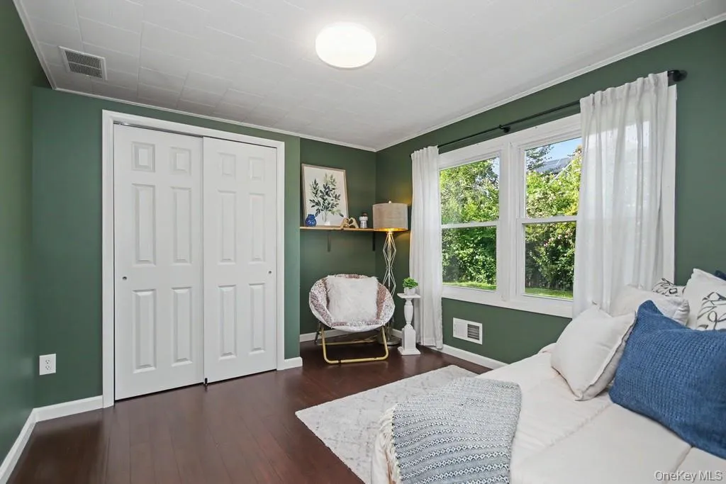 17 Talbot Avenue, Beacon, NY, 3 Bedrooms Bedrooms, 9 Rooms Rooms,2 BathroomsBathrooms,Residential,For Rent,Talbot,0,1032524 17 Talbot Avenue, Beacon, NY, 3 Bedrooms Bedrooms, 9 Rooms Rooms,2 BathroomsBathrooms,Residential,For Rent,Talbot,0,1032524