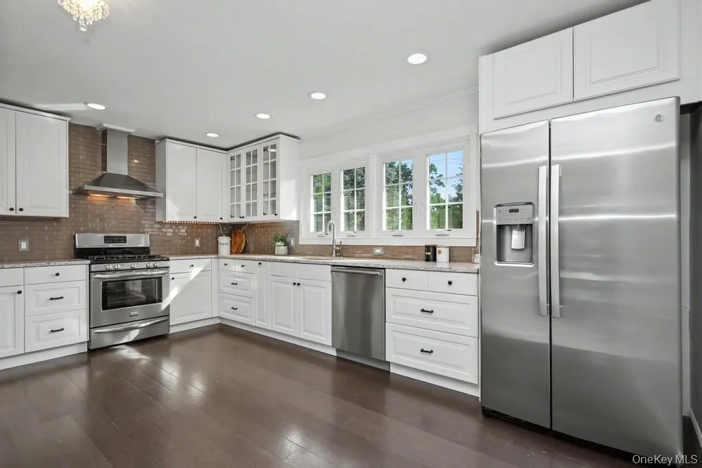 17 Talbot Avenue, Beacon, NY, 3 Bedrooms Bedrooms, 9 Rooms Rooms,2 BathroomsBathrooms,Residential,For Rent,Talbot,0,1032524 17 Talbot Avenue, Beacon, NY, 3 Bedrooms Bedrooms, 9 Rooms Rooms,2 BathroomsBathrooms,Residential,For Rent,Talbot,0,1032524