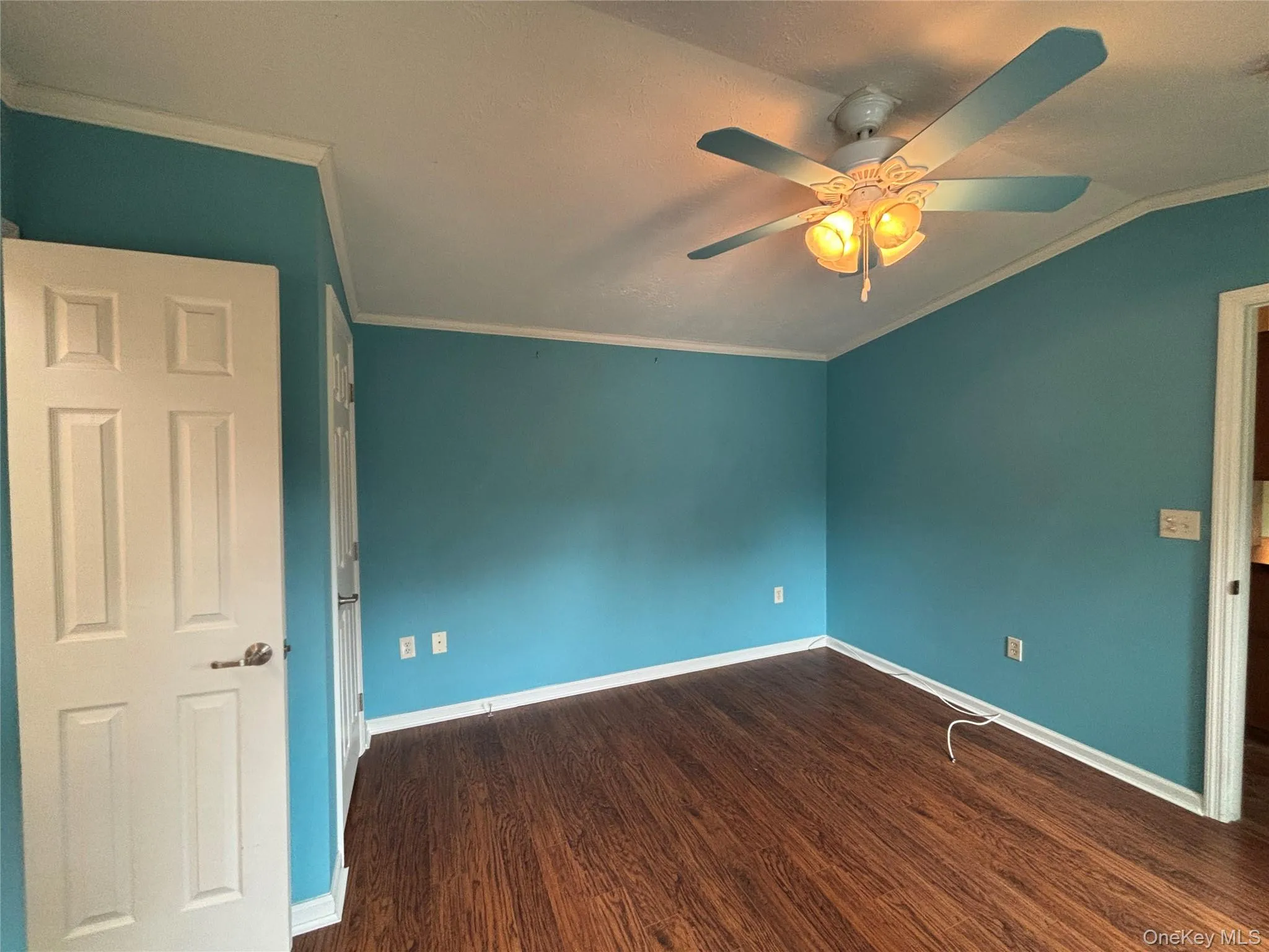1661 Old Country Road, Riverhead, NY, 2 Bedrooms Bedrooms, 6 Rooms Rooms,2 BathroomsBathrooms,Residential,For Rent,Old Country,0,1032525 1661 Old Country Road, Riverhead, NY, 2 Bedrooms Bedrooms, 6 Rooms Rooms,2 BathroomsBathrooms,Residential,For Rent,Old Country,0,1032525