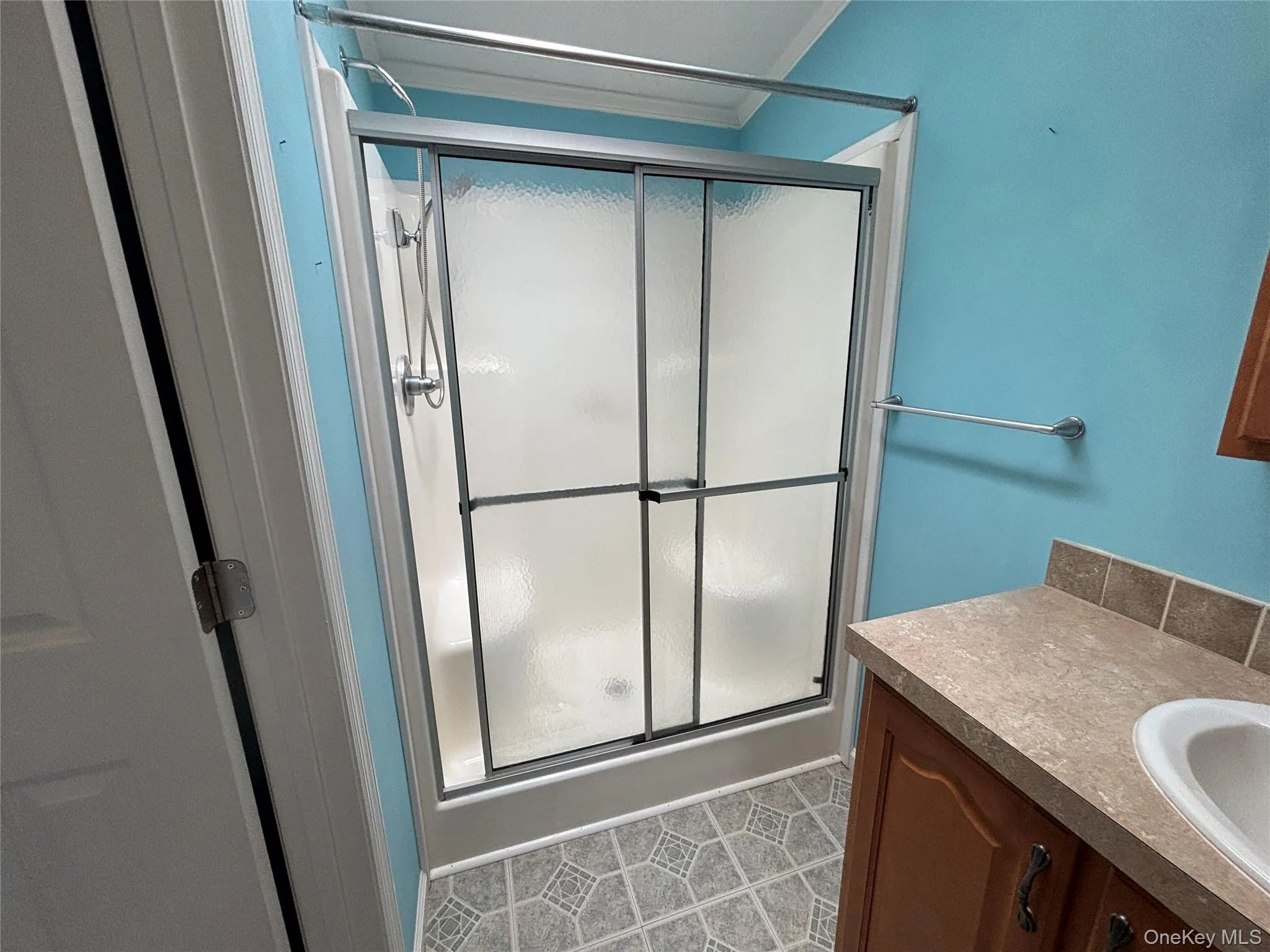 1661 Old Country Road, Riverhead, NY, 2 Bedrooms Bedrooms, 6 Rooms Rooms,2 BathroomsBathrooms,Residential,For Rent,Old Country,0,1032525 1661 Old Country Road, Riverhead, NY, 2 Bedrooms Bedrooms, 6 Rooms Rooms,2 BathroomsBathrooms,Residential,For Rent,Old Country,0,1032525