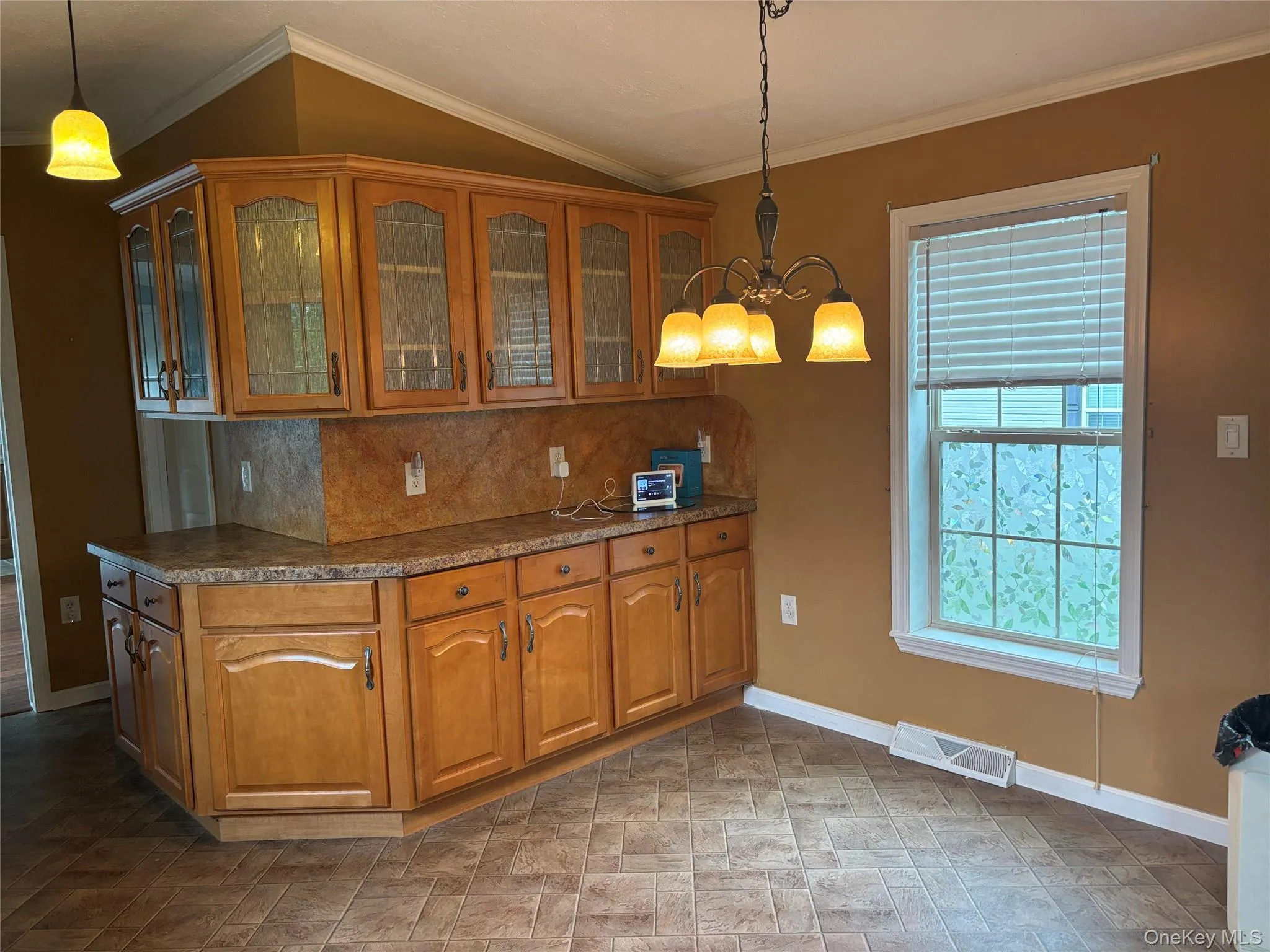 1661 Old Country Road, Riverhead, NY, 2 Bedrooms Bedrooms, 6 Rooms Rooms,2 BathroomsBathrooms,Residential,For Rent,Old Country,0,1032525 1661 Old Country Road, Riverhead, NY, 2 Bedrooms Bedrooms, 6 Rooms Rooms,2 BathroomsBathrooms,Residential,For Rent,Old Country,0,1032525
