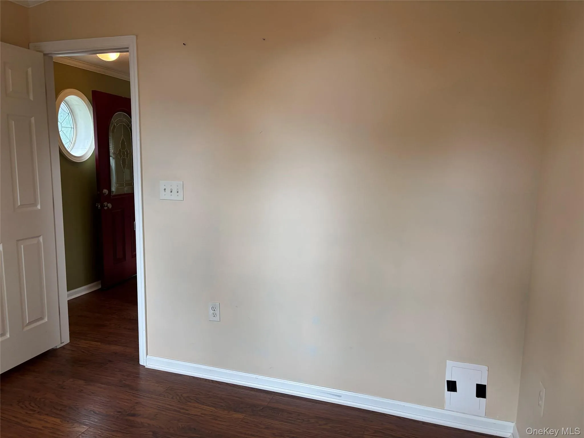 1661 Old Country Road, Riverhead, NY, 2 Bedrooms Bedrooms, 6 Rooms Rooms,2 BathroomsBathrooms,Residential,For Rent,Old Country,0,1032525 1661 Old Country Road, Riverhead, NY, 2 Bedrooms Bedrooms, 6 Rooms Rooms,2 BathroomsBathrooms,Residential,For Rent,Old Country,0,1032525