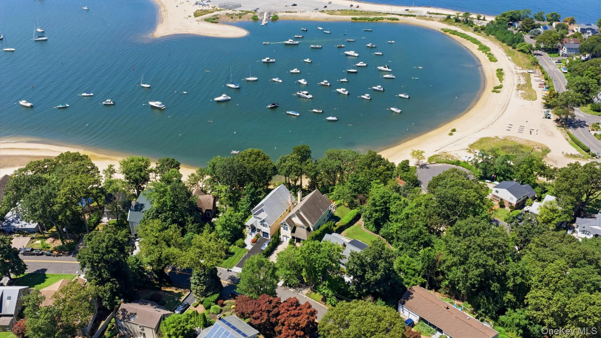 114 Eatons Neck Road, Huntington, NY, 4 Bedrooms Bedrooms, 9 Rooms Rooms,2 BathroomsBathrooms,Residential,For Rent,Eatons Neck,0,1032526 114 Eatons Neck Road, Huntington, NY, 4 Bedrooms Bedrooms, 9 Rooms Rooms,2 BathroomsBathrooms,Residential,For Rent,Eatons Neck,0,1032526