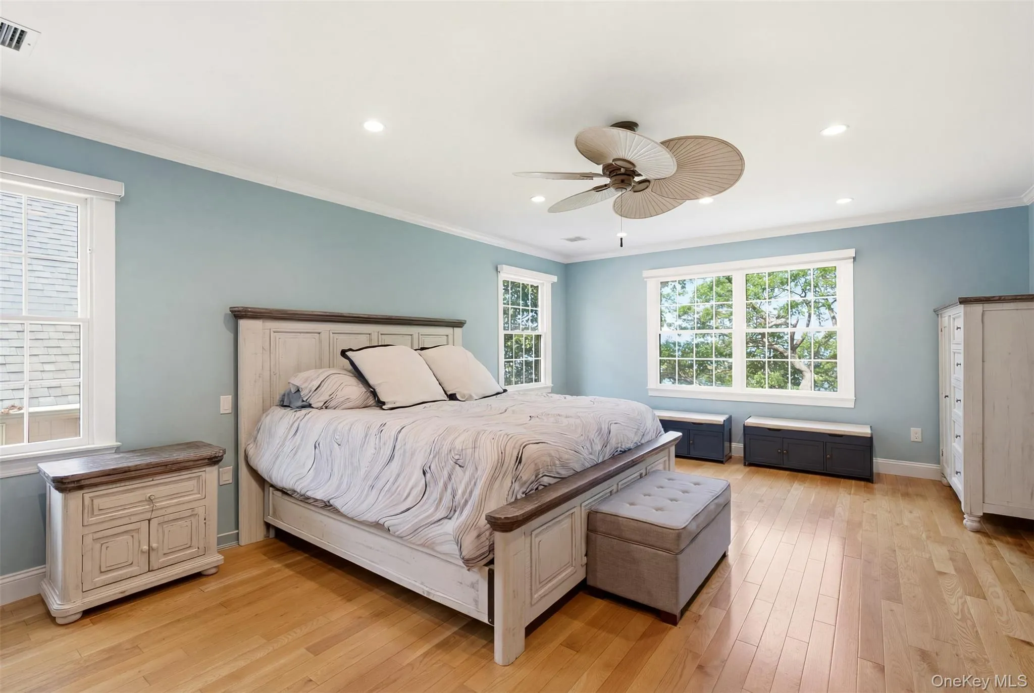 114 Eatons Neck Road, Huntington, NY, 4 Bedrooms Bedrooms, 9 Rooms Rooms,2 BathroomsBathrooms,Residential,For Rent,Eatons Neck,0,1032526 114 Eatons Neck Road, Huntington, NY, 4 Bedrooms Bedrooms, 9 Rooms Rooms,2 BathroomsBathrooms,Residential,For Rent,Eatons Neck,0,1032526