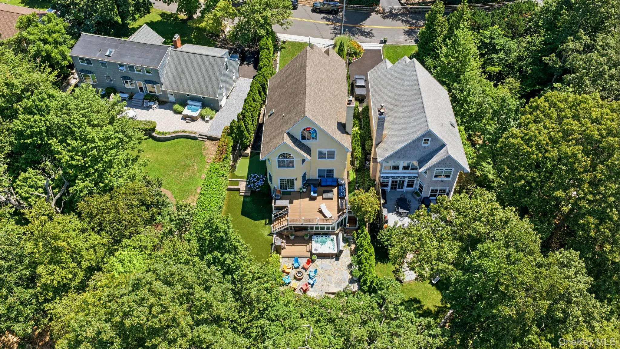 114 Eatons Neck Road, Huntington, NY, 4 Bedrooms Bedrooms, 9 Rooms Rooms,2 BathroomsBathrooms,Residential,For Rent,Eatons Neck,0,1032526 114 Eatons Neck Road, Huntington, NY, 4 Bedrooms Bedrooms, 9 Rooms Rooms,2 BathroomsBathrooms,Residential,For Rent,Eatons Neck,0,1032526