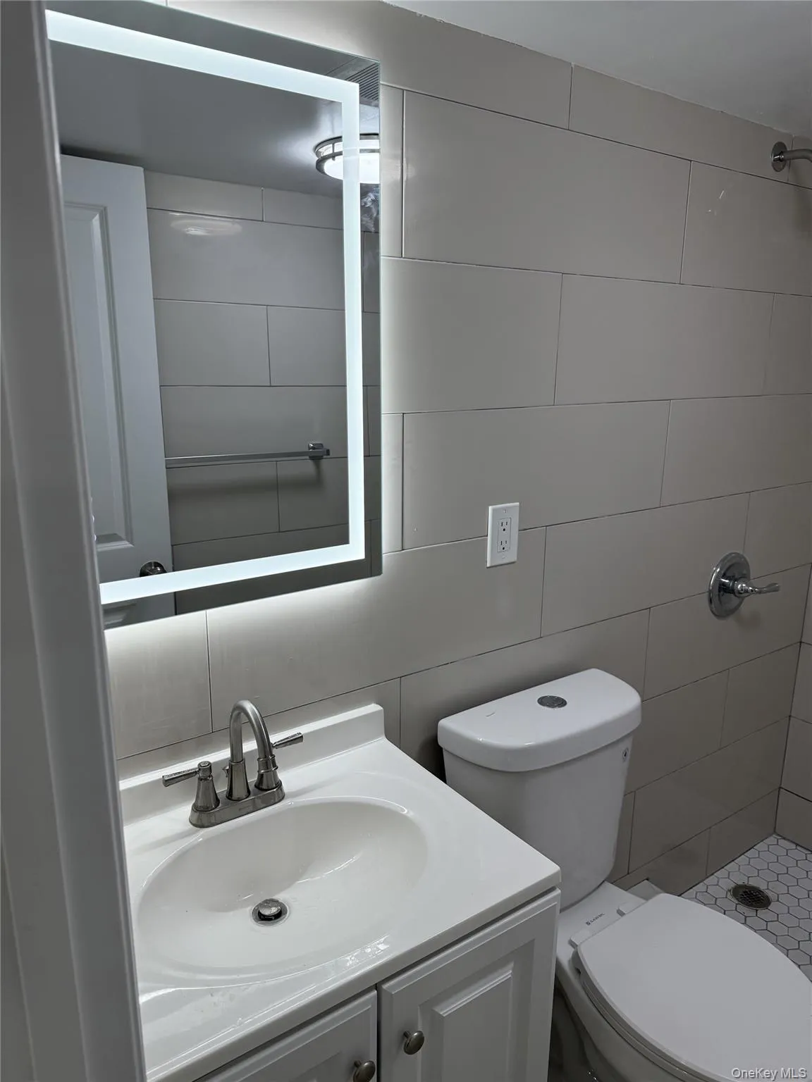 8915 86th Street, New York, NY, 4 Bedrooms Bedrooms, 6 Rooms Rooms,3 BathroomsBathrooms,Residential,For Rent,86th,0,1032527 8915 86th Street, New York, NY, 4 Bedrooms Bedrooms, 6 Rooms Rooms,3 BathroomsBathrooms,Residential,For Rent,86th,0,1032527