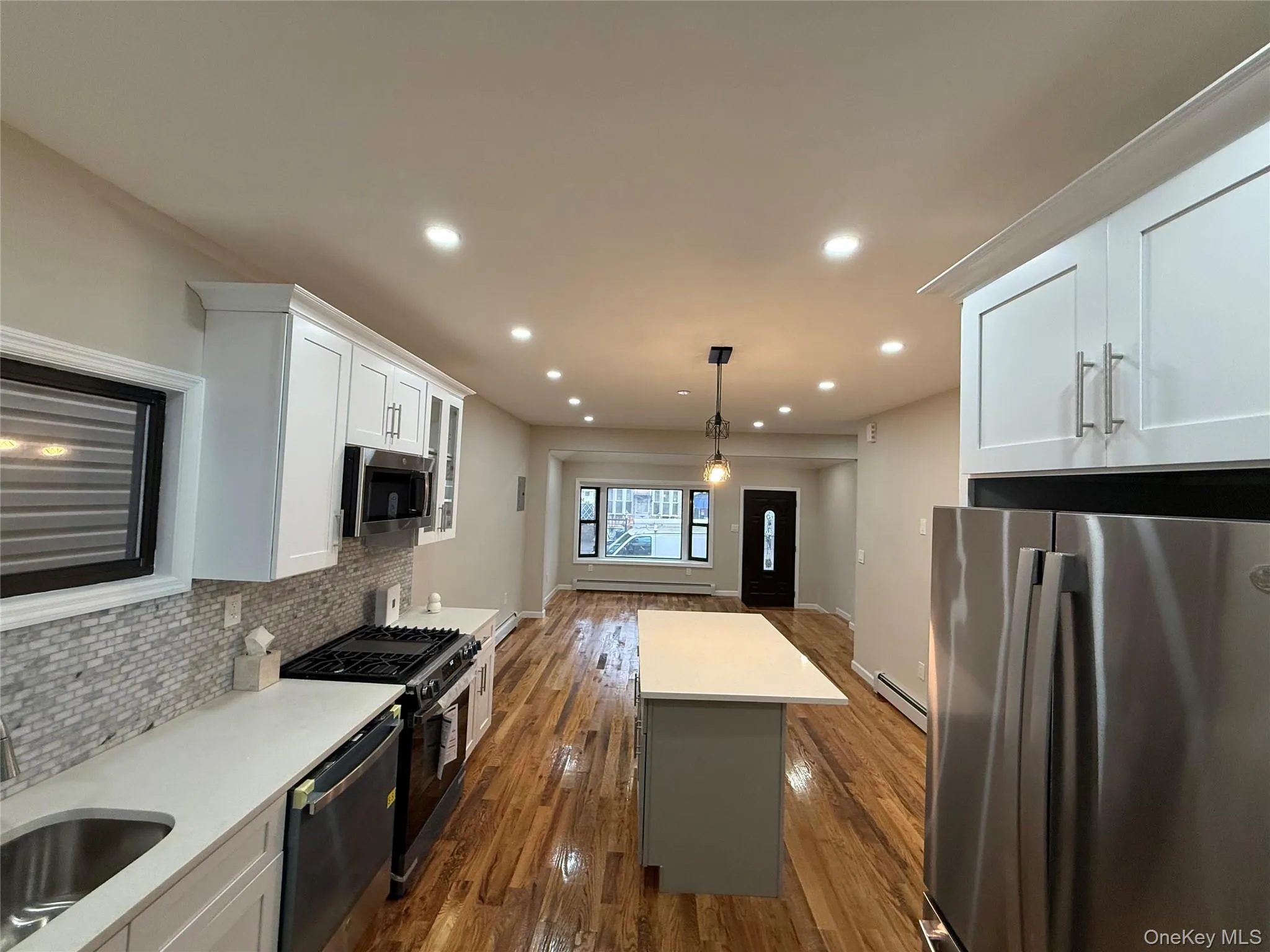 8915 86th Street, New York, NY, 4 Bedrooms Bedrooms, 6 Rooms Rooms,3 BathroomsBathrooms,Residential,For Rent,86th,0,1032527 8915 86th Street, New York, NY, 4 Bedrooms Bedrooms, 6 Rooms Rooms,3 BathroomsBathrooms,Residential,For Rent,86th,0,1032527