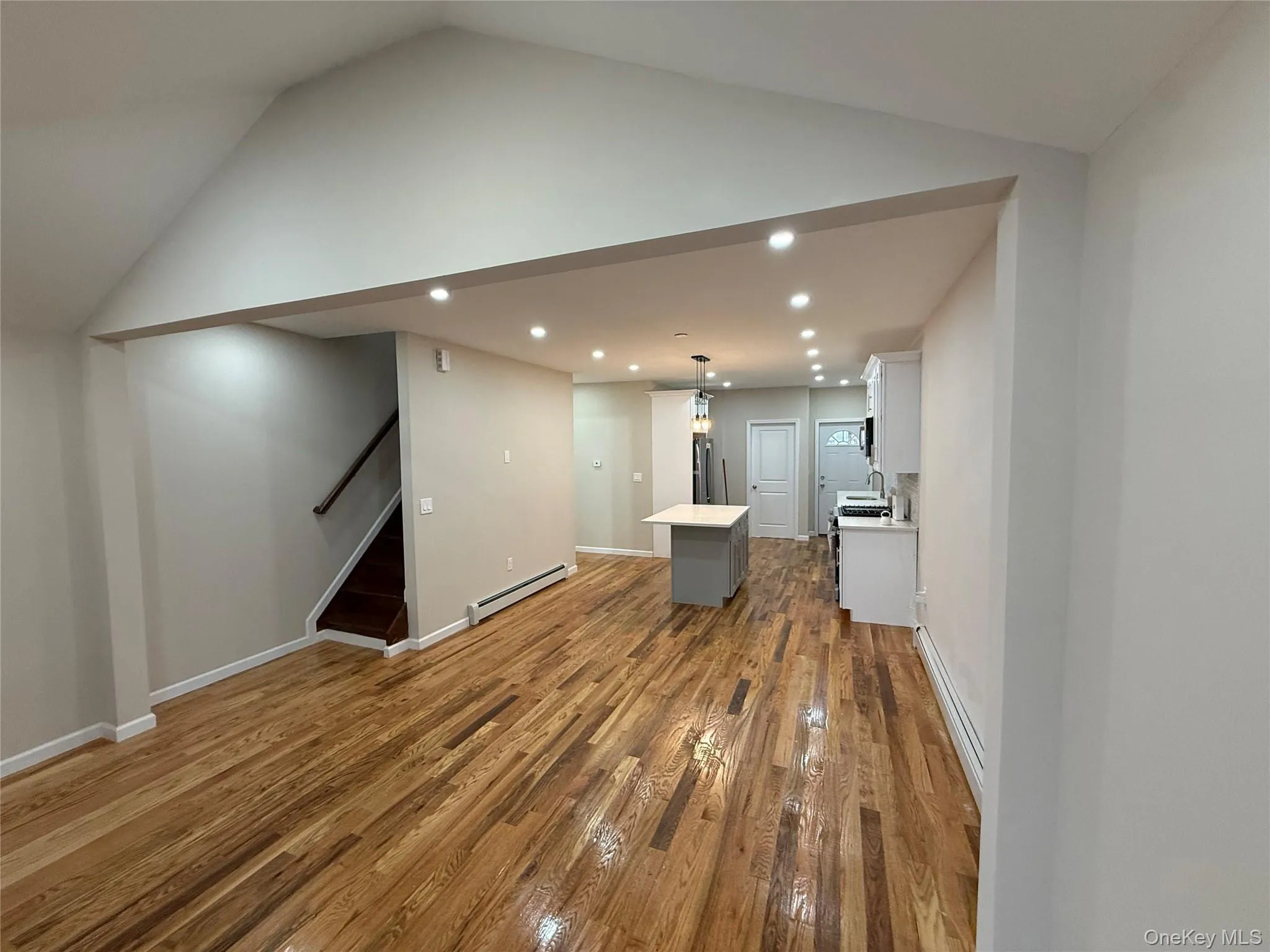 8915 86th Street, New York, NY, 4 Bedrooms Bedrooms, 6 Rooms Rooms,3 BathroomsBathrooms,Residential,For Rent,86th,0,1032527 8915 86th Street, New York, NY, 4 Bedrooms Bedrooms, 6 Rooms Rooms,3 BathroomsBathrooms,Residential,For Rent,86th,0,1032527