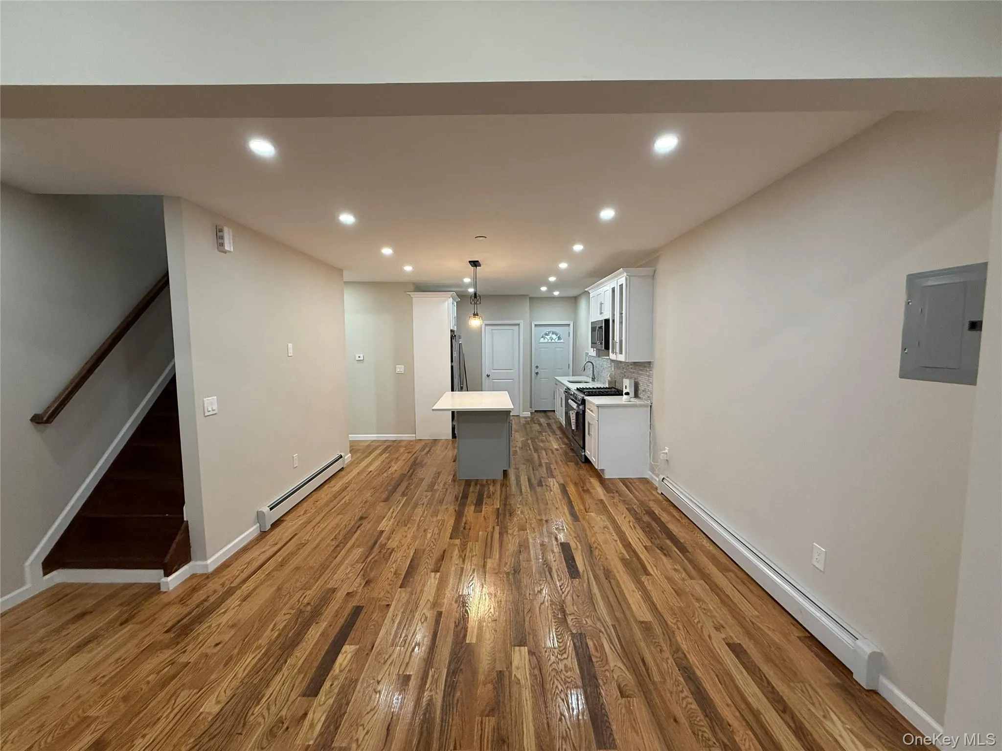 8915 86th Street, New York, NY, 4 Bedrooms Bedrooms, 6 Rooms Rooms,3 BathroomsBathrooms,Residential,For Rent,86th,0,1032527 8915 86th Street, New York, NY, 4 Bedrooms Bedrooms, 6 Rooms Rooms,3 BathroomsBathrooms,Residential,For Rent,86th,0,1032527
