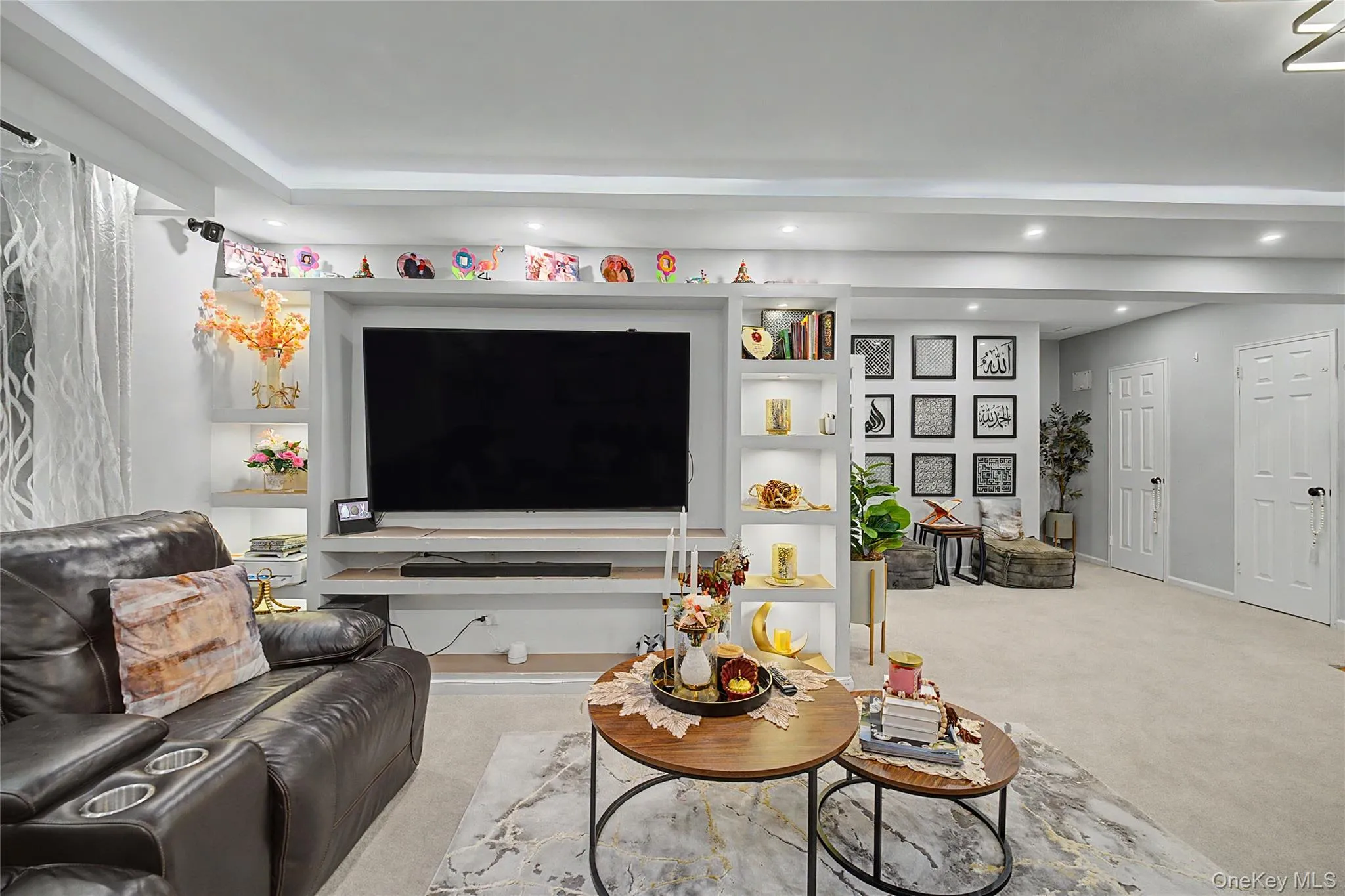 226-26 Union Turnpike, New York, NY, 2 Bedrooms Bedrooms, 5 Rooms Rooms,1 BathroomBathrooms,Residential,For Rent,Union Turnpike,0,1032528 226-26 Union Turnpike, New York, NY, 2 Bedrooms Bedrooms, 5 Rooms Rooms,1 BathroomBathrooms,Residential,For Rent,Union Turnpike,0,1032528