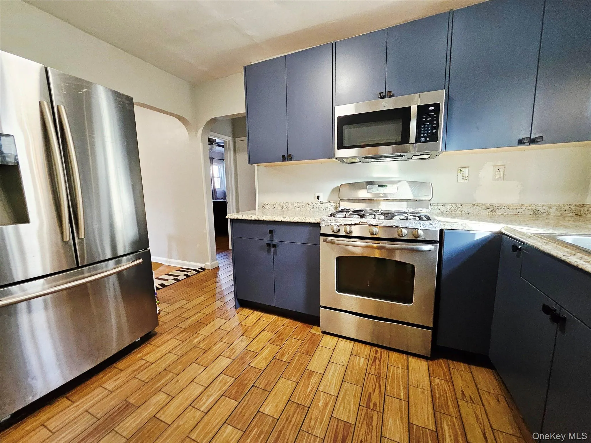 8333 251st Street, New York, NY, 4 Bedrooms Bedrooms, 11 Rooms Rooms,3 BathroomsBathrooms,Residential,For Rent,251st,0,1032529 8333 251st Street, New York, NY, 4 Bedrooms Bedrooms, 11 Rooms Rooms,3 BathroomsBathrooms,Residential,For Rent,251st,0,1032529