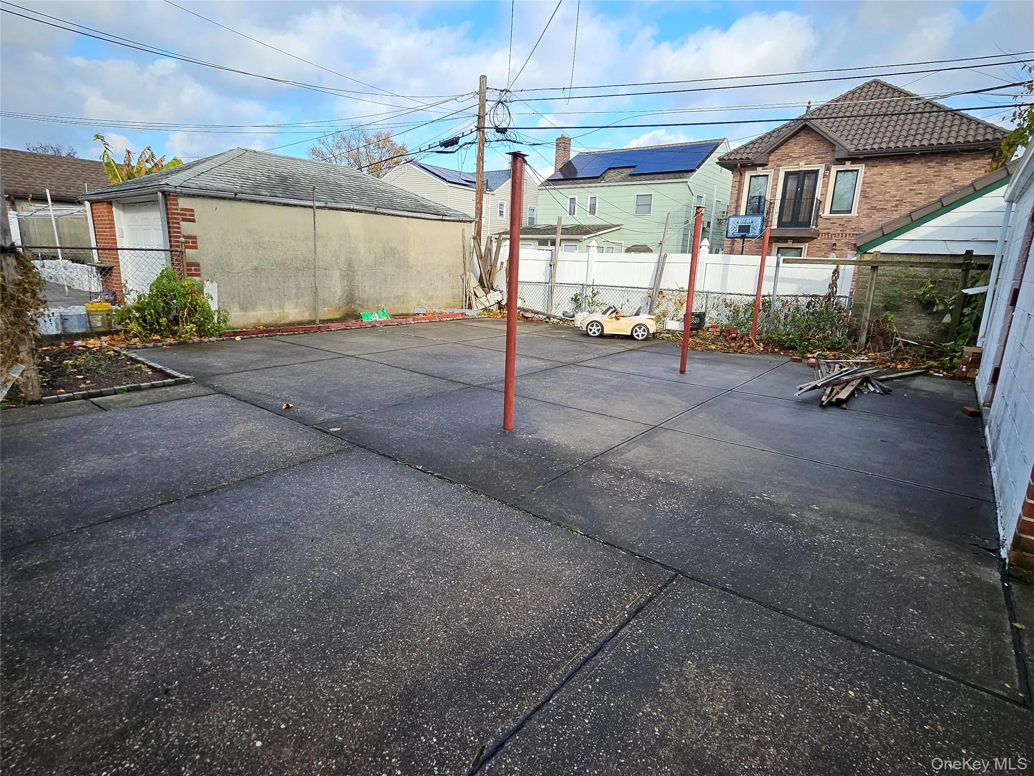 8333 251st Street, New York, NY, 4 Bedrooms Bedrooms, 11 Rooms Rooms,3 BathroomsBathrooms,Residential,For Rent,251st,0,1032529 8333 251st Street, New York, NY, 4 Bedrooms Bedrooms, 11 Rooms Rooms,3 BathroomsBathrooms,Residential,For Rent,251st,0,1032529