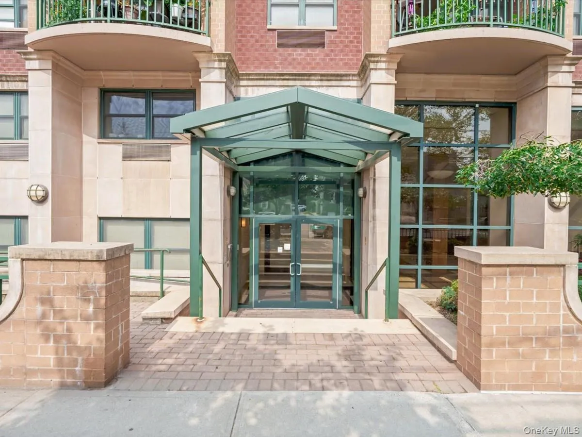 143-41 84th Drive, New York, NY, 1 Bedroom Bedrooms, 4 Rooms Rooms,1 BathroomBathrooms,Residential,For Rent,84th,0,1032531 143-41 84th Drive, New York, NY, 1 Bedroom Bedrooms, 4 Rooms Rooms,1 BathroomBathrooms,Residential,For Rent,84th,0,1032531