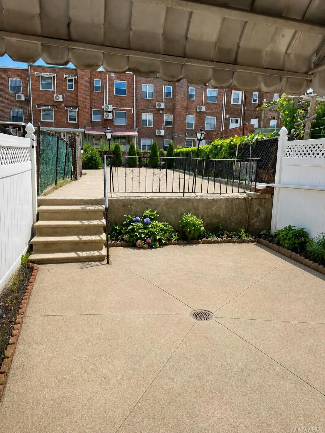 1019 116th Street, New York, NY, 2 Bedrooms Bedrooms, 5 Rooms Rooms,2 BathroomsBathrooms,Residential,For Rent,116th,0,1032533 1019 116th Street, New York, NY, 2 Bedrooms Bedrooms, 5 Rooms Rooms,2 BathroomsBathrooms,Residential,For Rent,116th,0,1032533