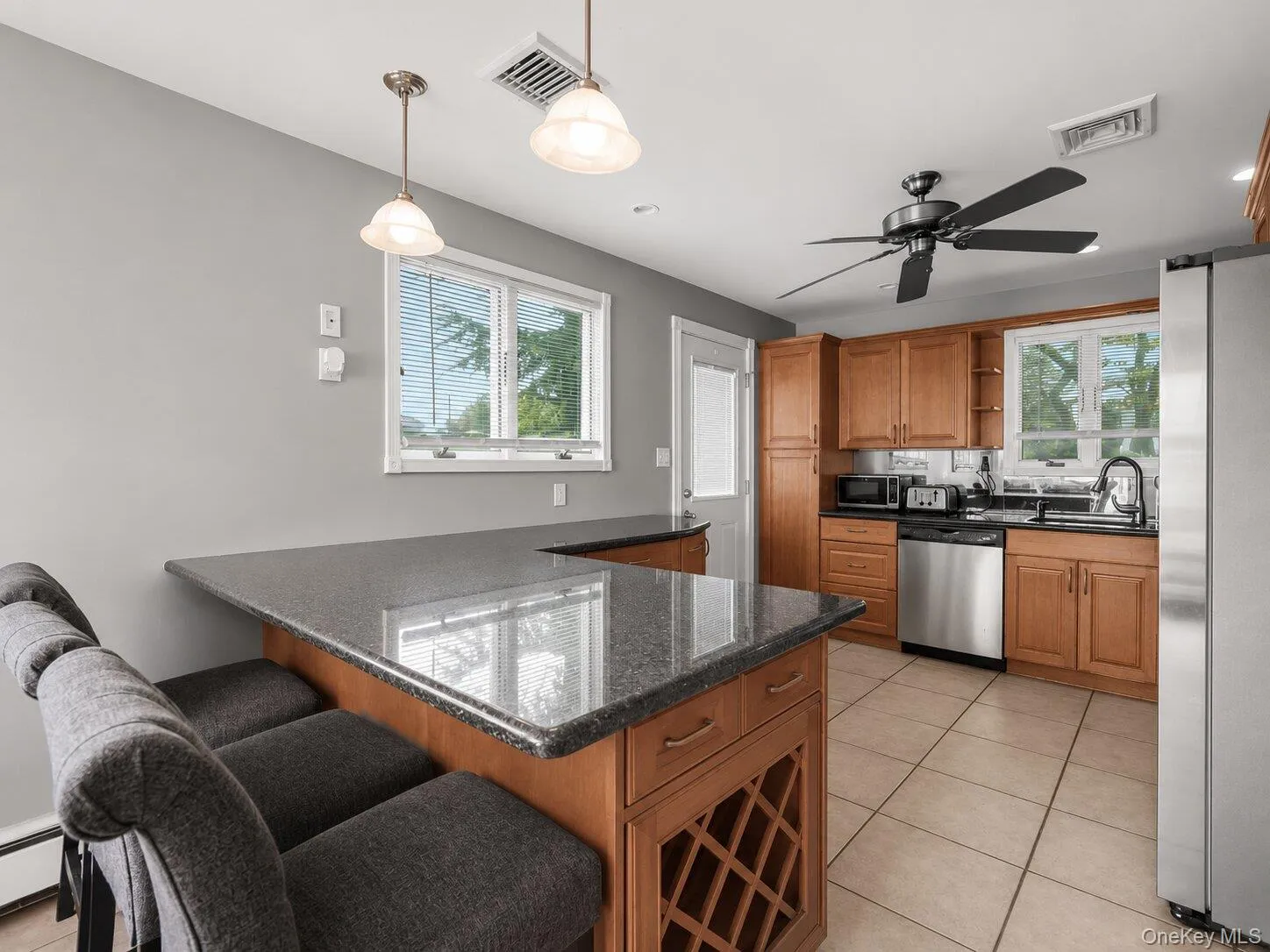 301 22nd Street, Babylon, NY, 3 Bedrooms Bedrooms, 9 Rooms Rooms,2 BathroomsBathrooms,Residential,For Rent,22nd,0,1032535 301 22nd Street, Babylon, NY, 3 Bedrooms Bedrooms, 9 Rooms Rooms,2 BathroomsBathrooms,Residential,For Rent,22nd,0,1032535
