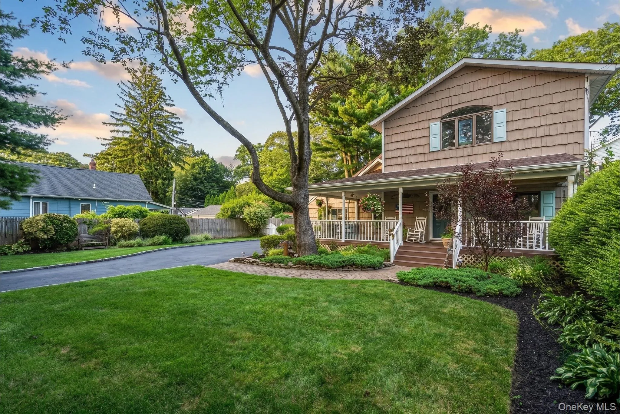 24 Luther Place, Huntington, NY, 4 Bedrooms Bedrooms, 9 Rooms Rooms,2 BathroomsBathrooms,Residential,For Rent,Luther,0,1032536 24 Luther Place, Huntington, NY, 4 Bedrooms Bedrooms, 9 Rooms Rooms,2 BathroomsBathrooms,Residential,For Rent,Luther,0,1032536
