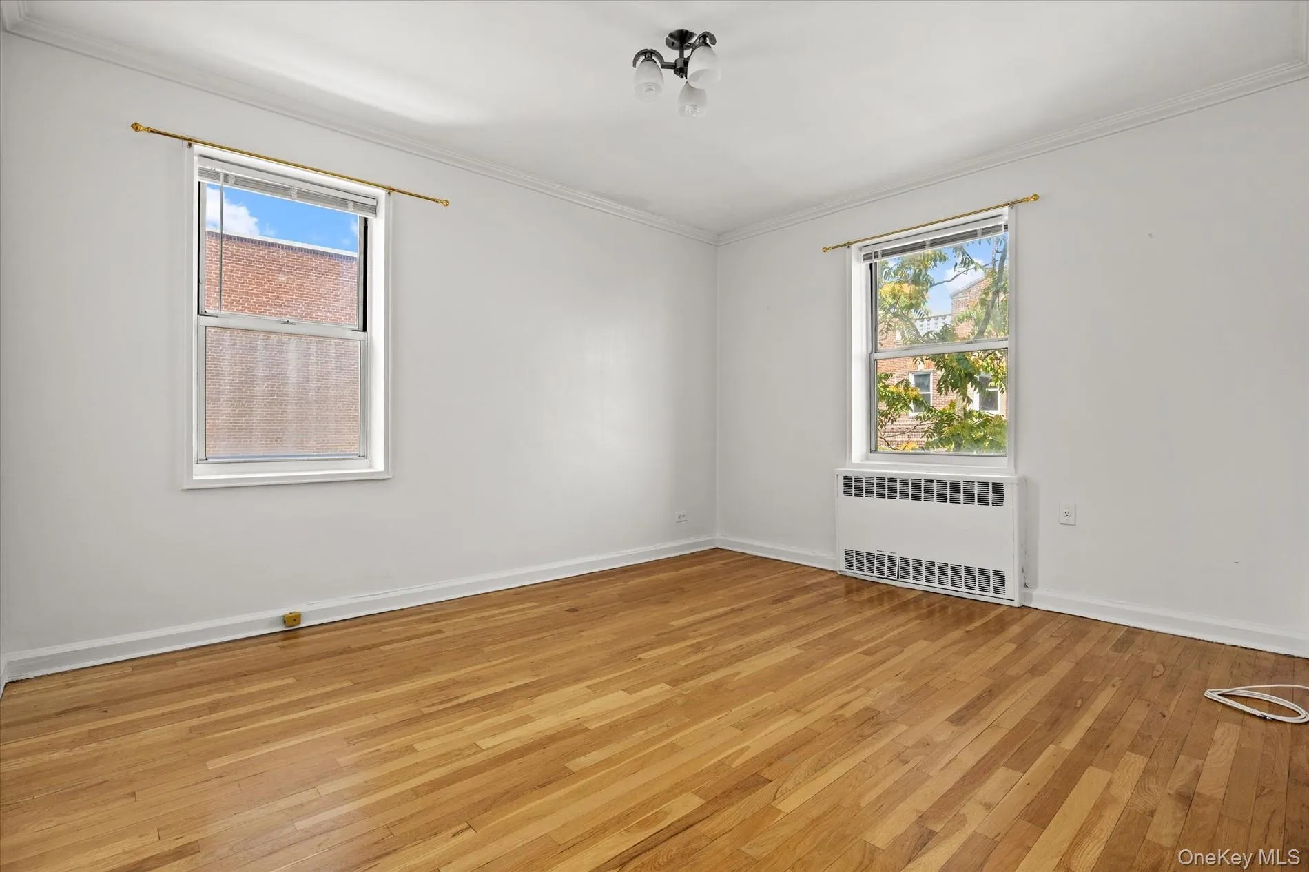 81-15 35th Avenue, New York, NY, 1 Bedroom Bedrooms, 3 Rooms Rooms,1 BathroomBathrooms,Residential,For Rent,35th,0,1032537 81-15 35th Avenue, New York, NY, 1 Bedroom Bedrooms, 3 Rooms Rooms,1 BathroomBathrooms,Residential,For Rent,35th,0,1032537