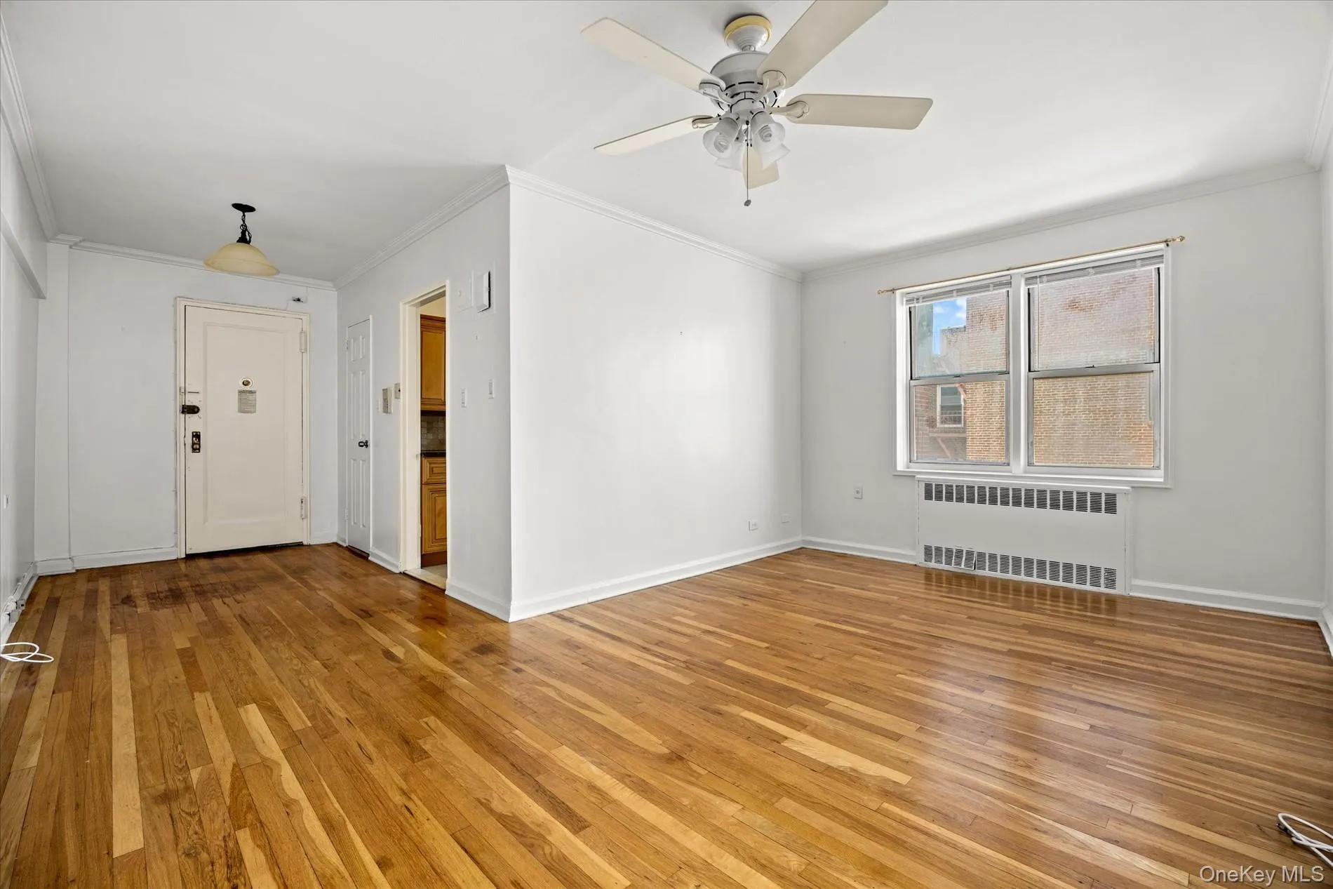 81-15 35th Avenue, New York, NY, 1 Bedroom Bedrooms, 3 Rooms Rooms,1 BathroomBathrooms,Residential,For Rent,35th,0,1032537 81-15 35th Avenue, New York, NY, 1 Bedroom Bedrooms, 3 Rooms Rooms,1 BathroomBathrooms,Residential,For Rent,35th,0,1032537