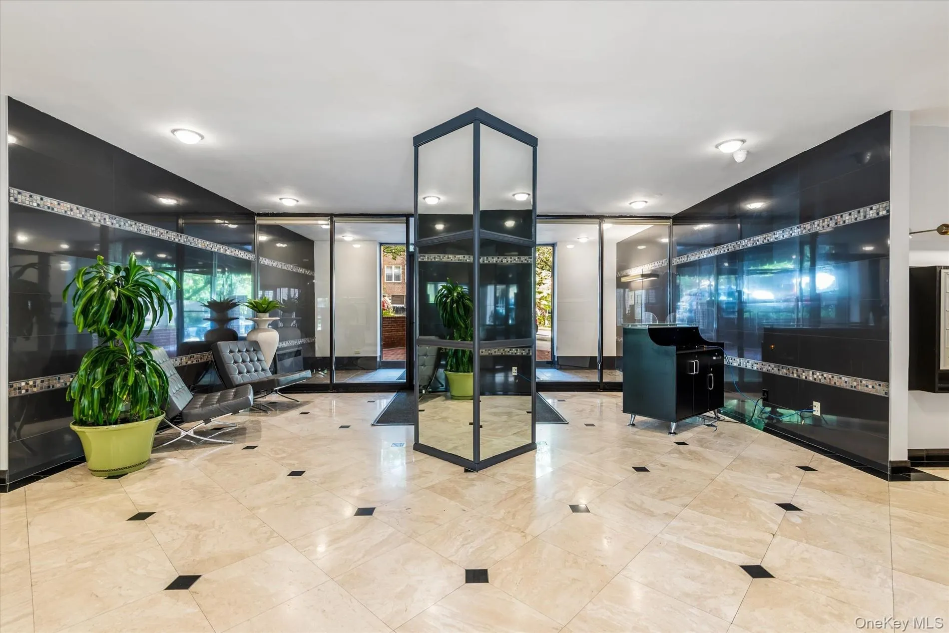 67-30 Clyde Street, New York, NY, 2 Bedrooms Bedrooms, 4 Rooms Rooms,1 BathroomBathrooms,Residential Lease,For Rent,Clyde,0,1032538 67-30 Clyde Street, New York, NY, 2 Bedrooms Bedrooms, 4 Rooms Rooms,1 BathroomBathrooms,Residential Lease,For Rent,Clyde,0,1032538