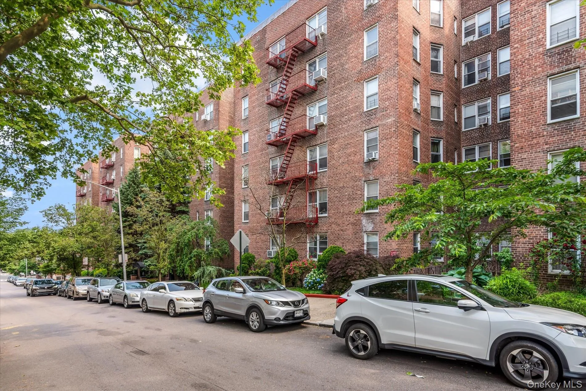 67-30 Clyde Street, New York, NY, 2 Bedrooms Bedrooms, 4 Rooms Rooms,1 BathroomBathrooms,Residential Lease,For Rent,Clyde,0,1032538 67-30 Clyde Street, New York, NY, 2 Bedrooms Bedrooms, 4 Rooms Rooms,1 BathroomBathrooms,Residential Lease,For Rent,Clyde,0,1032538