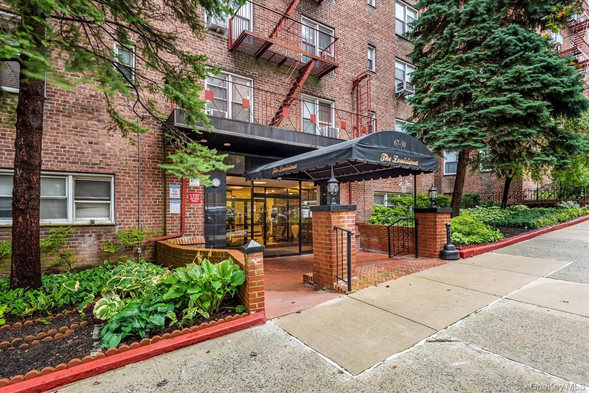 67-30 Clyde Street, New York, NY, 2 Bedrooms Bedrooms, 4 Rooms Rooms,1 BathroomBathrooms,Residential Lease,For Rent,Clyde,0,1032538 67-30 Clyde Street, New York, NY, 2 Bedrooms Bedrooms, 4 Rooms Rooms,1 BathroomBathrooms,Residential Lease,For Rent,Clyde,0,1032538