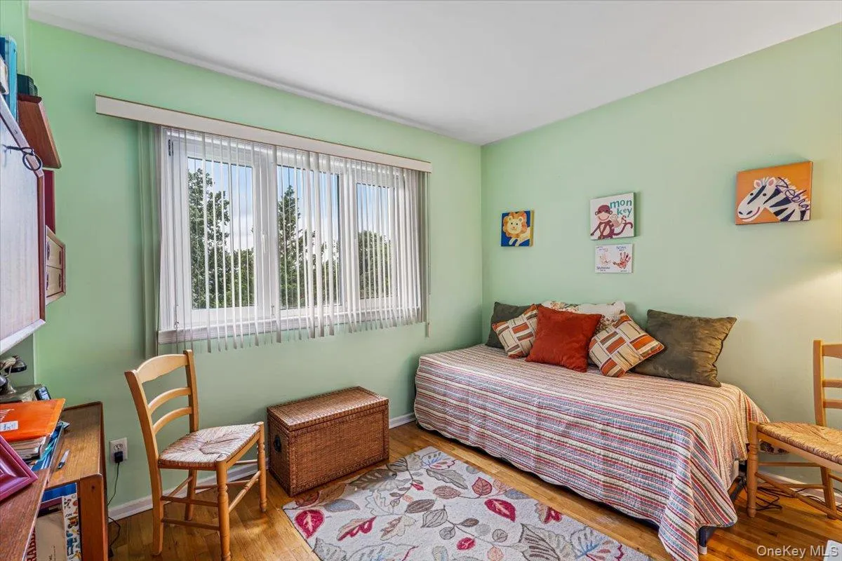 3850 Hillcrest Avenue, New York, NY, 5 Bedrooms Bedrooms, 11 Rooms Rooms,3 BathroomsBathrooms,Residential,For Rent,Hillcrest,0,1032539 3850 Hillcrest Avenue, New York, NY, 5 Bedrooms Bedrooms, 11 Rooms Rooms,3 BathroomsBathrooms,Residential,For Rent,Hillcrest,0,1032539