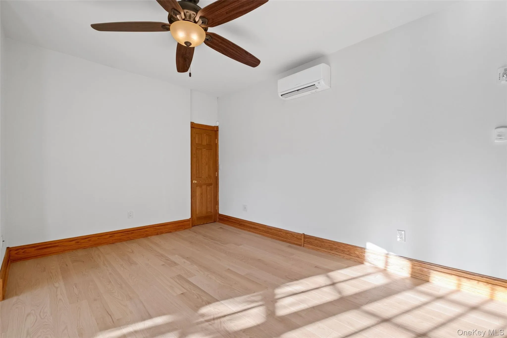 43 Ackerman Street, Beacon, NY, 1 Bedroom Bedrooms, 4 Rooms Rooms,1 BathroomBathrooms,Residential Lease,For Rent,Ackerman,0,1032543 43 Ackerman Street, Beacon, NY, 1 Bedroom Bedrooms, 4 Rooms Rooms,1 BathroomBathrooms,Residential Lease,For Rent,Ackerman,0,1032543