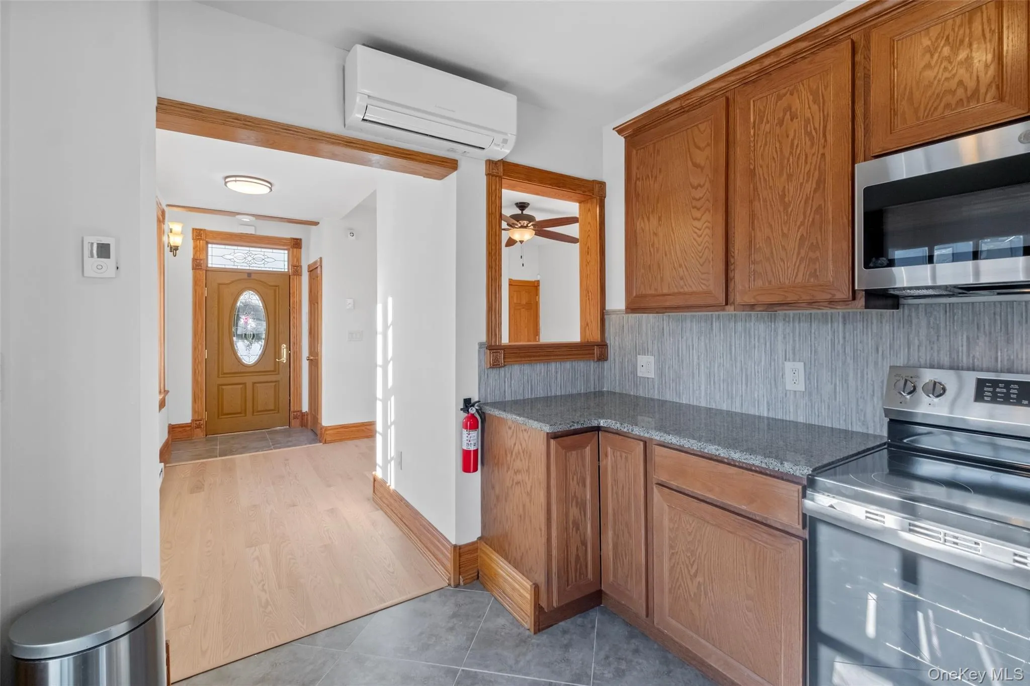 43 Ackerman Street, Beacon, NY, 1 Bedroom Bedrooms, 4 Rooms Rooms,1 BathroomBathrooms,Residential Lease,For Rent,Ackerman,0,1032543 43 Ackerman Street, Beacon, NY, 1 Bedroom Bedrooms, 4 Rooms Rooms,1 BathroomBathrooms,Residential Lease,For Rent,Ackerman,0,1032543