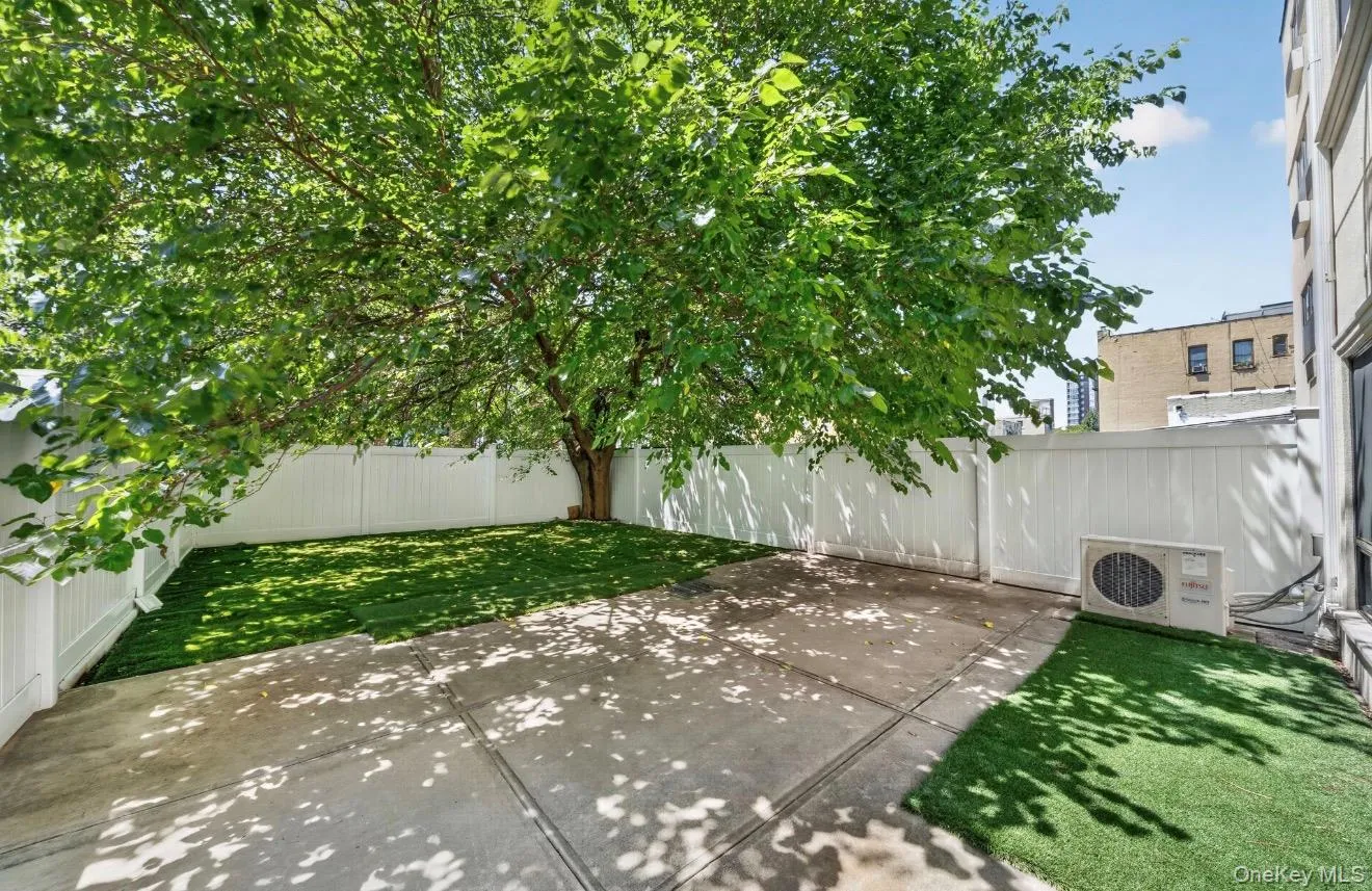 1440 31st Avenue, New York, NY, 1 Bedroom Bedrooms, 3 Rooms Rooms,1 BathroomBathrooms,Residential,For Rent,31st,0,1032546 1440 31st Avenue, New York, NY, 1 Bedroom Bedrooms, 3 Rooms Rooms,1 BathroomBathrooms,Residential,For Rent,31st,0,1032546