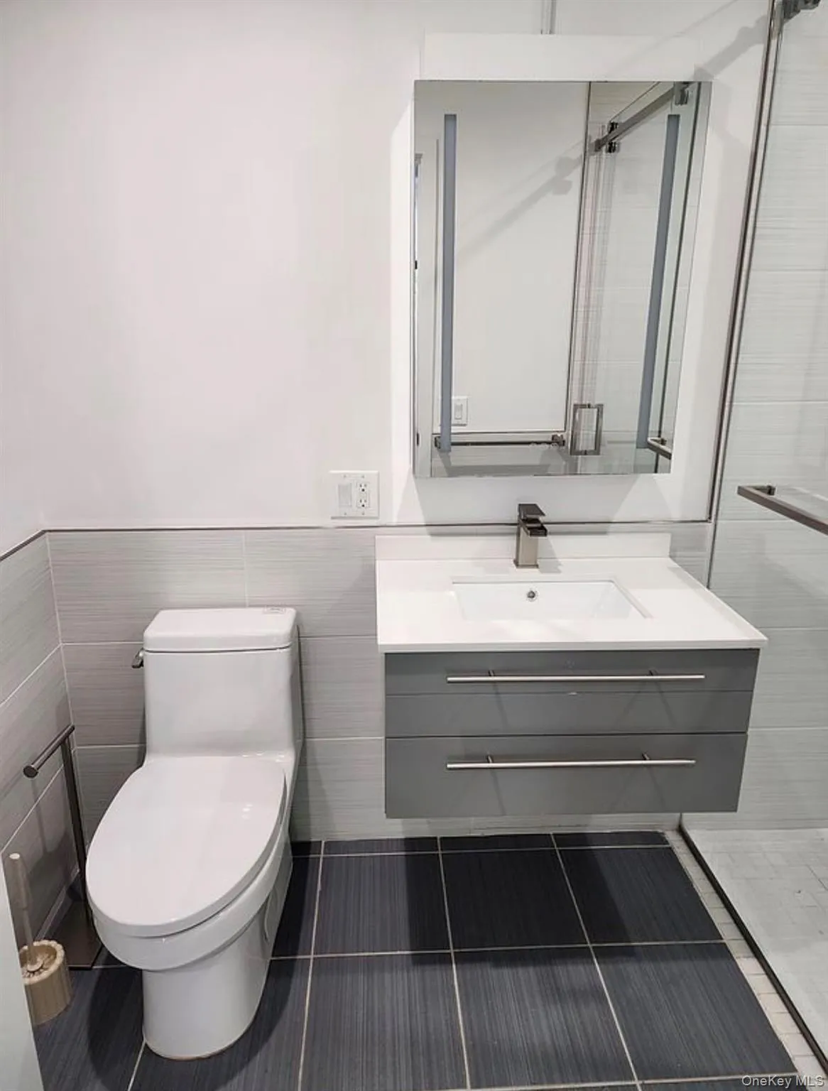 1440 31st Avenue, New York, NY, 1 Bedroom Bedrooms, 3 Rooms Rooms,1 BathroomBathrooms,Residential,For Rent,31st,0,1032546 1440 31st Avenue, New York, NY, 1 Bedroom Bedrooms, 3 Rooms Rooms,1 BathroomBathrooms,Residential,For Rent,31st,0,1032546