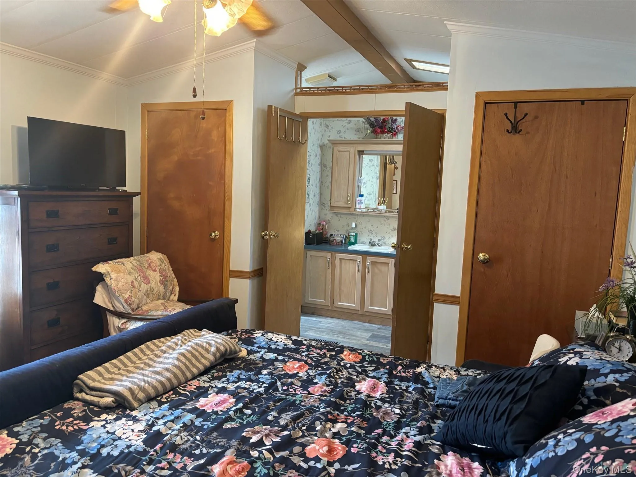 1661 Old Country Road, Riverhead, NY, 2 Bedrooms Bedrooms, 5 Rooms Rooms,2 BathroomsBathrooms,Residential,For Rent,Old Country,0,1032547 1661 Old Country Road, Riverhead, NY, 2 Bedrooms Bedrooms, 5 Rooms Rooms,2 BathroomsBathrooms,Residential,For Rent,Old Country,0,1032547