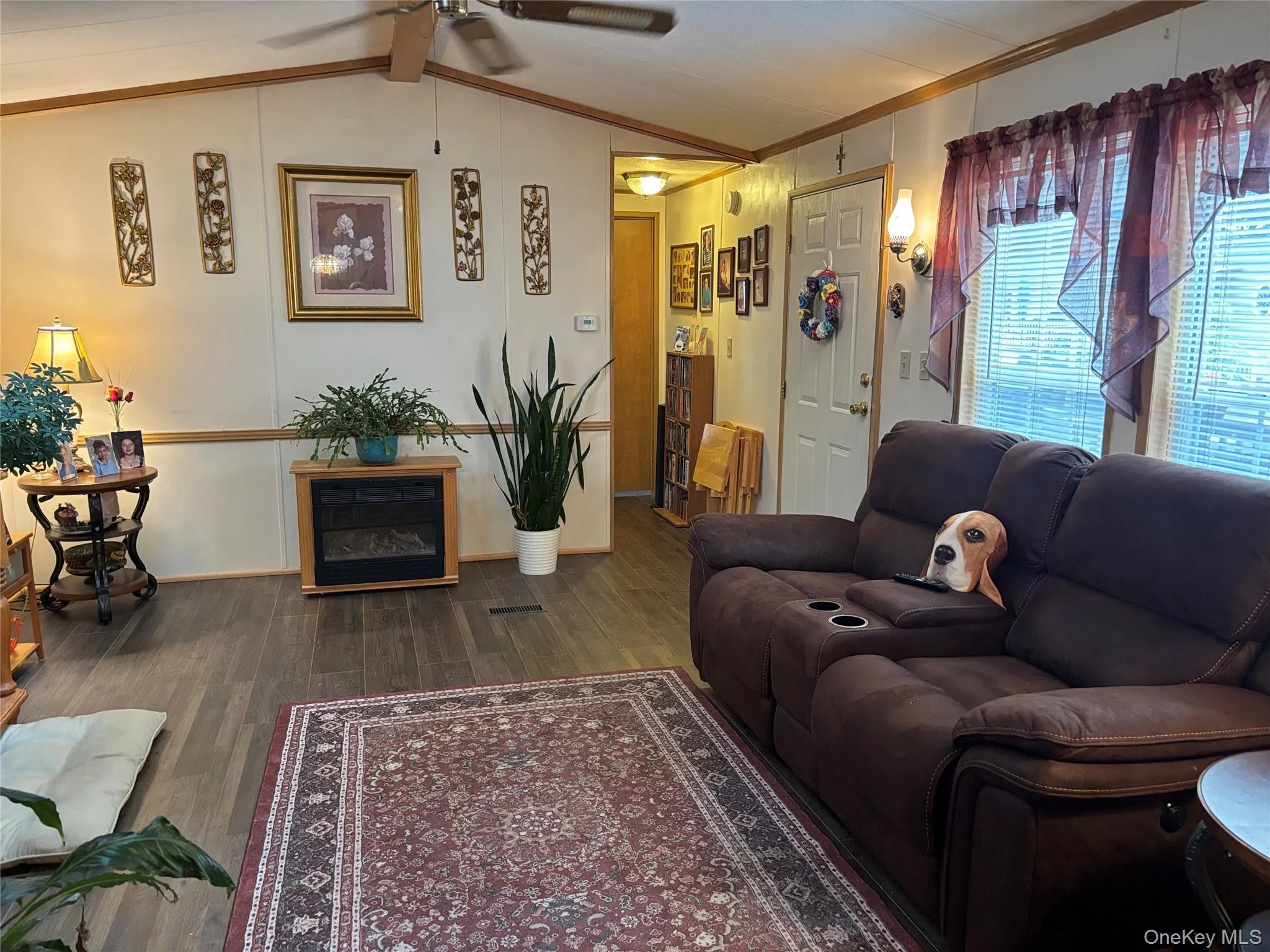 1661 Old Country Road, Riverhead, NY, 2 Bedrooms Bedrooms, 5 Rooms Rooms,2 BathroomsBathrooms,Residential,For Rent,Old Country,0,1032547 1661 Old Country Road, Riverhead, NY, 2 Bedrooms Bedrooms, 5 Rooms Rooms,2 BathroomsBathrooms,Residential,For Rent,Old Country,0,1032547