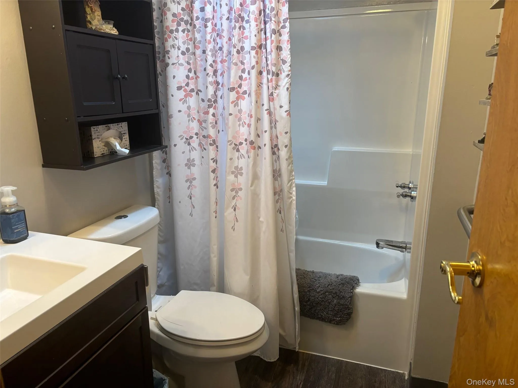 1661 Old Country Road, Riverhead, NY, 2 Bedrooms Bedrooms, 5 Rooms Rooms,2 BathroomsBathrooms,Residential,For Rent,Old Country,0,1032547 1661 Old Country Road, Riverhead, NY, 2 Bedrooms Bedrooms, 5 Rooms Rooms,2 BathroomsBathrooms,Residential,For Rent,Old Country,0,1032547