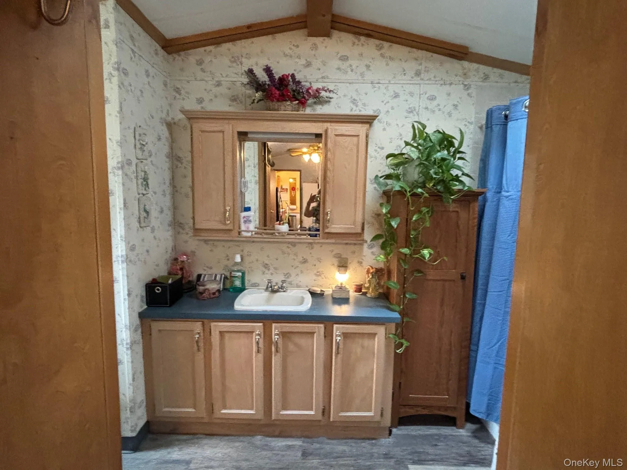 1661 Old Country Road, Riverhead, NY, 2 Bedrooms Bedrooms, 5 Rooms Rooms,2 BathroomsBathrooms,Residential,For Rent,Old Country,0,1032547 1661 Old Country Road, Riverhead, NY, 2 Bedrooms Bedrooms, 5 Rooms Rooms,2 BathroomsBathrooms,Residential,For Rent,Old Country,0,1032547