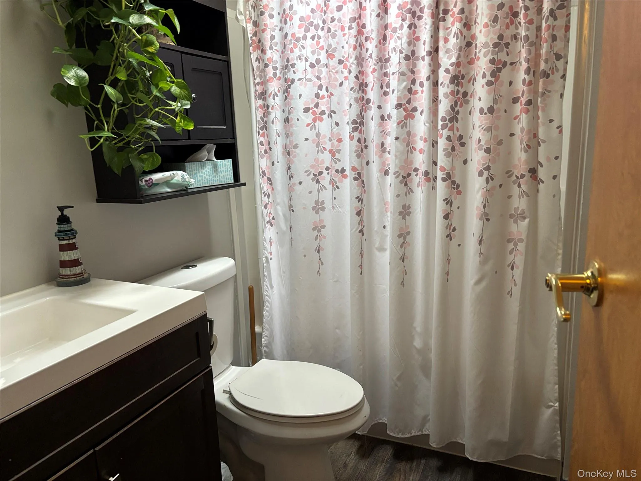 1661 Old Country Road, Riverhead, NY, 2 Bedrooms Bedrooms, 5 Rooms Rooms,2 BathroomsBathrooms,Residential,For Rent,Old Country,0,1032547 1661 Old Country Road, Riverhead, NY, 2 Bedrooms Bedrooms, 5 Rooms Rooms,2 BathroomsBathrooms,Residential,For Rent,Old Country,0,1032547