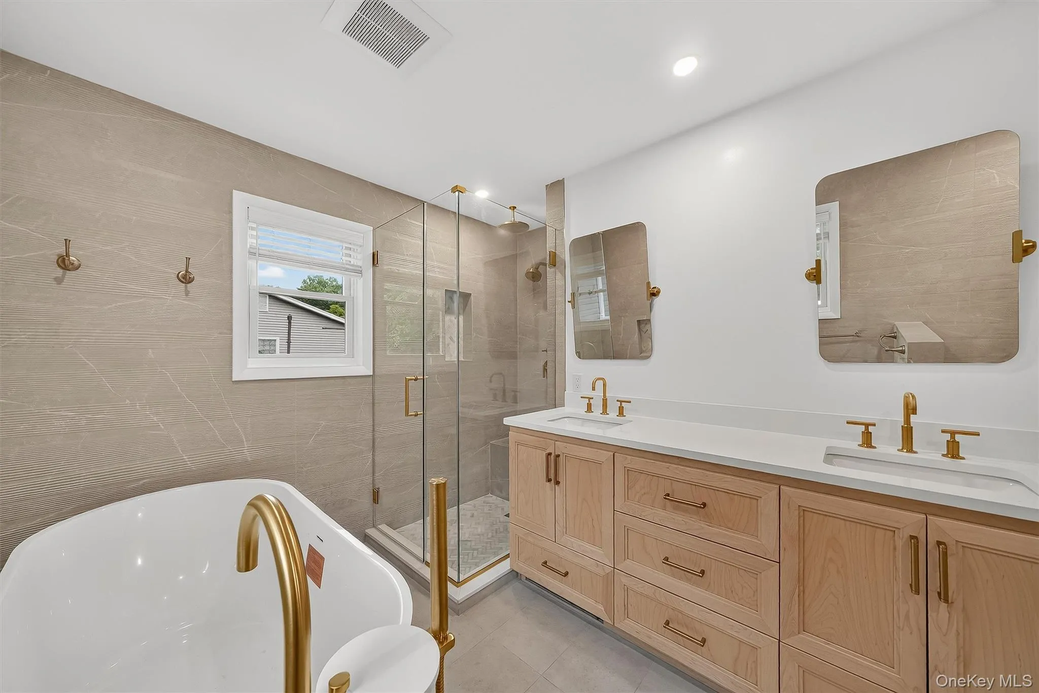 234 Betsy Ross Drive, Orangetown, NY, 4 Bedrooms Bedrooms, 9 Rooms Rooms,2 BathroomsBathrooms,Residential Lease,For Rent,Betsy Ross,0,1032548 234 Betsy Ross Drive, Orangetown, NY, 4 Bedrooms Bedrooms, 9 Rooms Rooms,2 BathroomsBathrooms,Residential Lease,For Rent,Betsy Ross,0,1032548