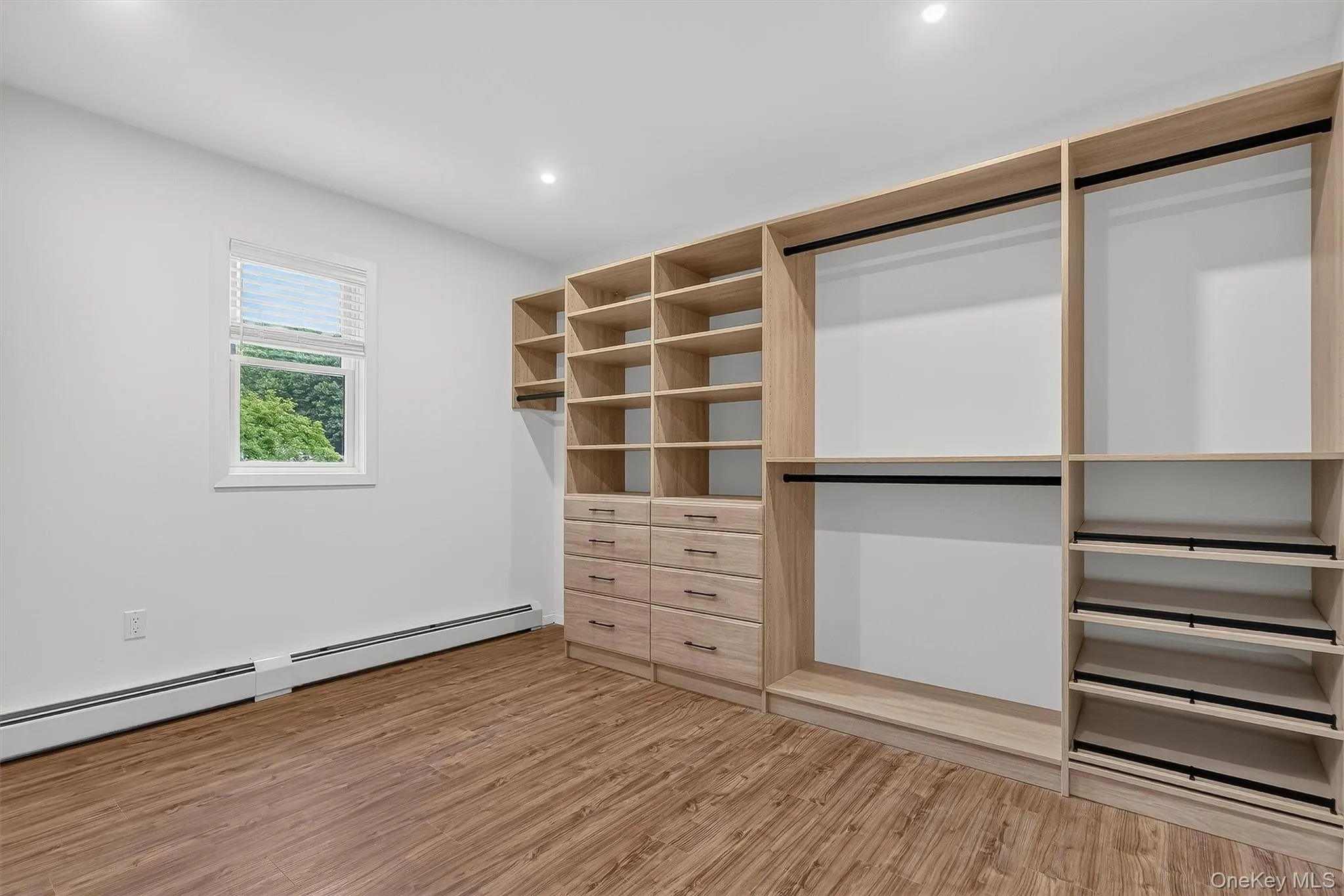Master suite, walk-in closet Master suite, walk-in closet
