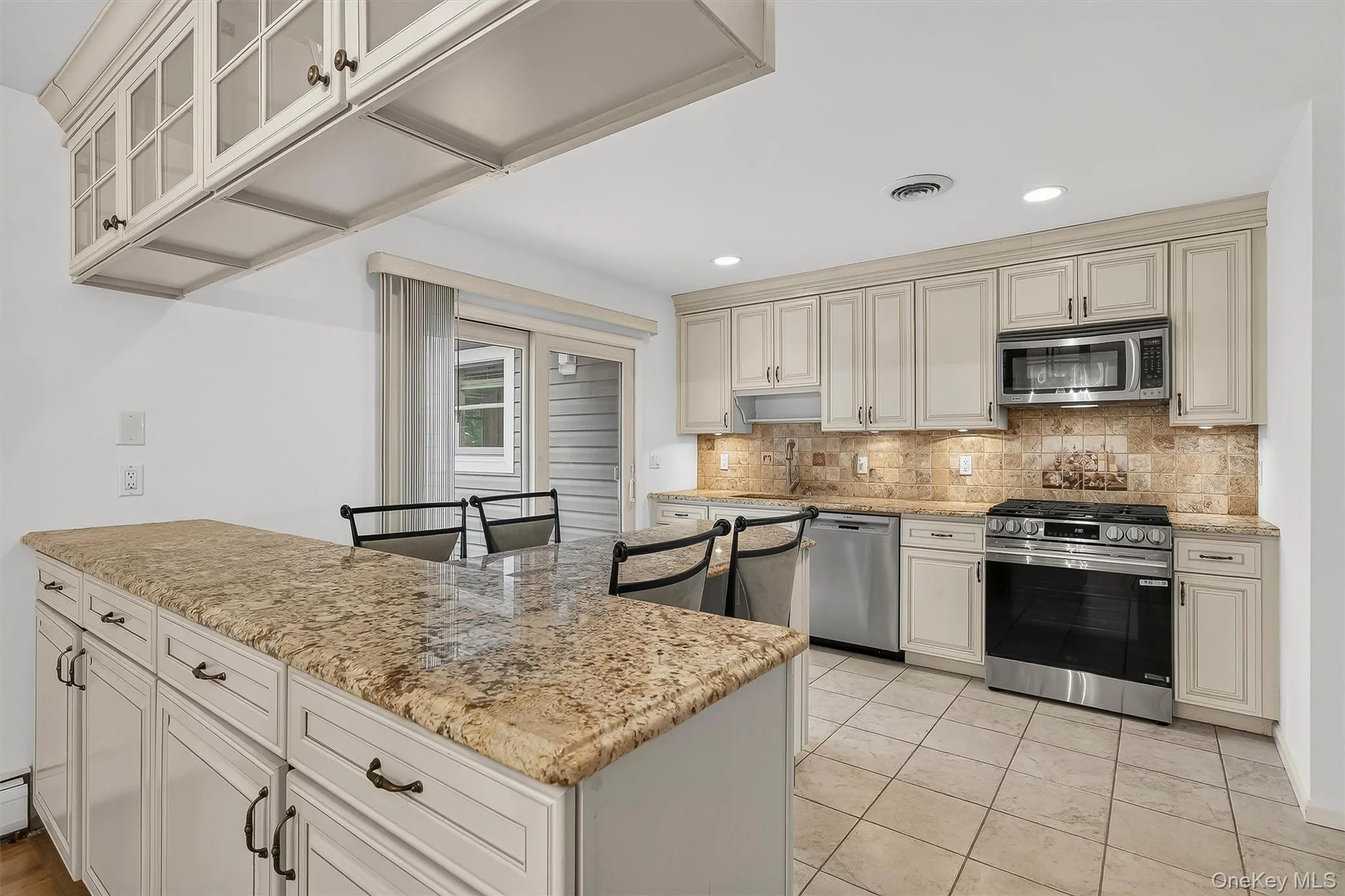 234 Betsy Ross Drive, Orangetown, NY, 4 Bedrooms Bedrooms, 9 Rooms Rooms,2 BathroomsBathrooms,Residential Lease,For Rent,Betsy Ross,0,1032548 234 Betsy Ross Drive, Orangetown, NY, 4 Bedrooms Bedrooms, 9 Rooms Rooms,2 BathroomsBathrooms,Residential Lease,For Rent,Betsy Ross,0,1032548