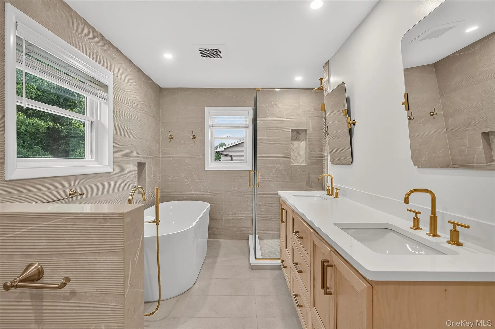 234 Betsy Ross Drive, Orangetown, NY, 4 Bedrooms Bedrooms, 9 Rooms Rooms,2 BathroomsBathrooms,Residential Lease,For Rent,Betsy Ross,0,1032548 234 Betsy Ross Drive, Orangetown, NY, 4 Bedrooms Bedrooms, 9 Rooms Rooms,2 BathroomsBathrooms,Residential Lease,For Rent,Betsy Ross,0,1032548