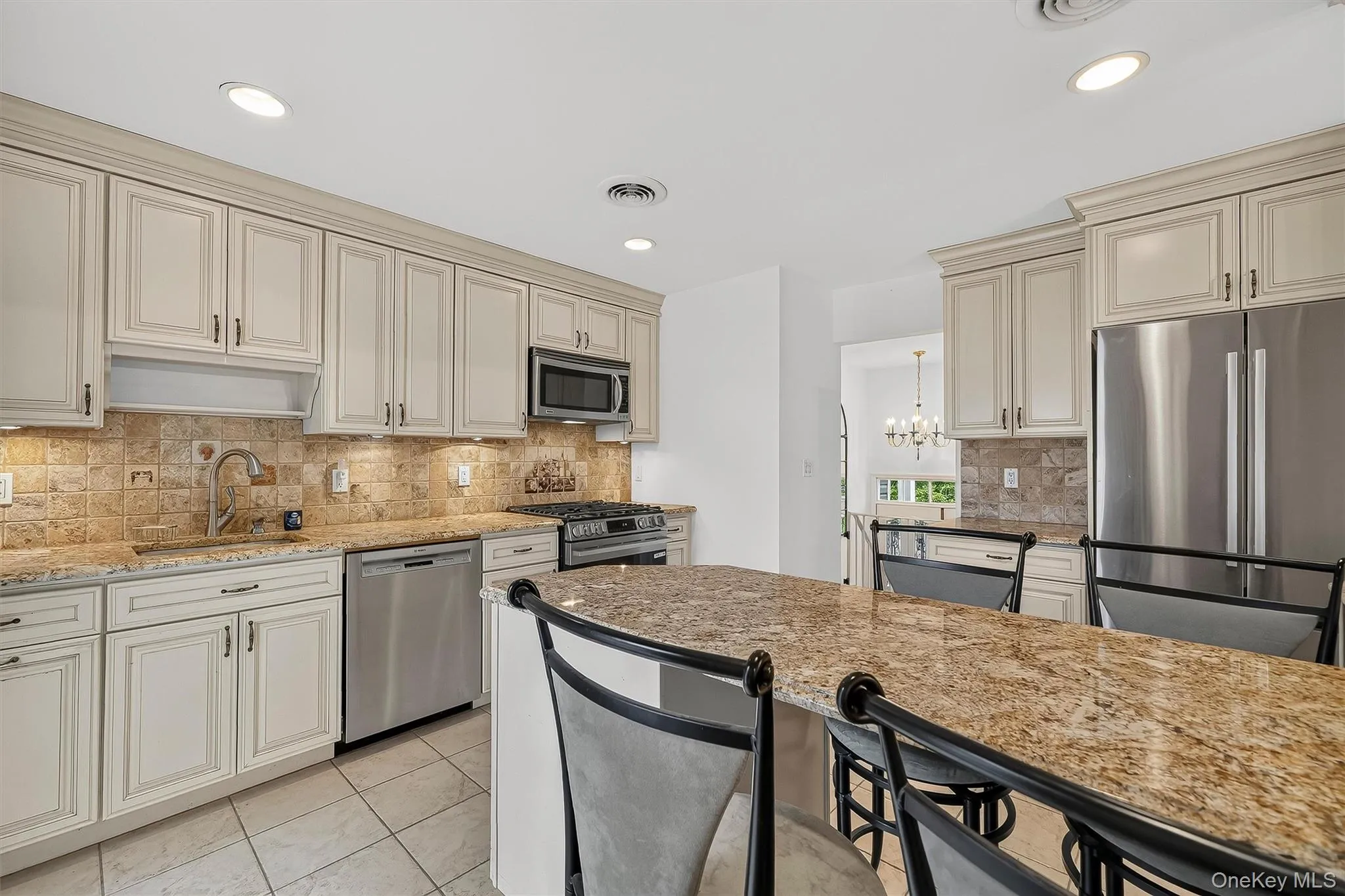 234 Betsy Ross Drive, Orangetown, NY, 4 Bedrooms Bedrooms, 9 Rooms Rooms,2 BathroomsBathrooms,Residential Lease,For Rent,Betsy Ross,0,1032548 234 Betsy Ross Drive, Orangetown, NY, 4 Bedrooms Bedrooms, 9 Rooms Rooms,2 BathroomsBathrooms,Residential Lease,For Rent,Betsy Ross,0,1032548