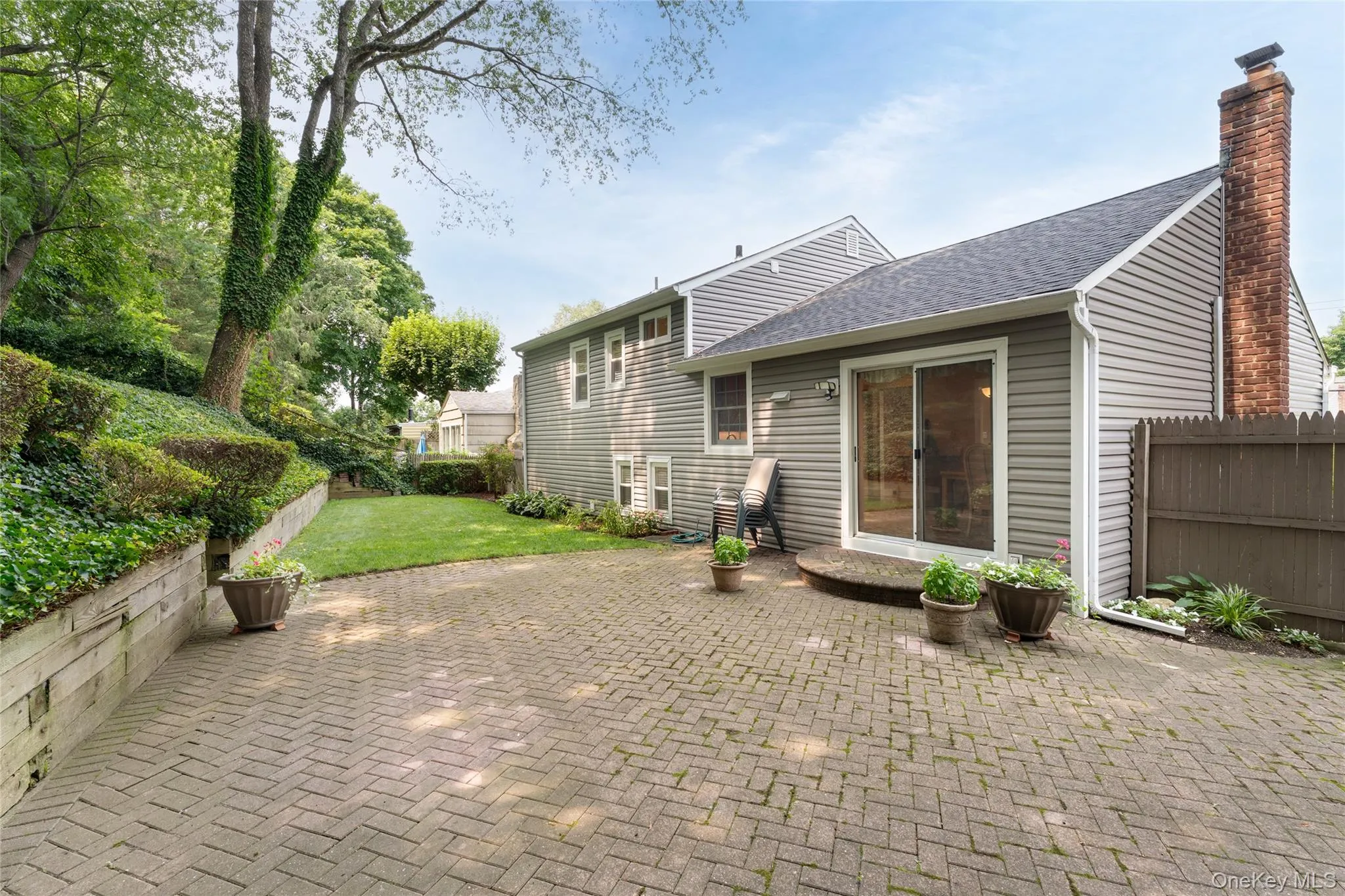 13 Longford Street, Huntington, NY, 3 Bedrooms Bedrooms, 8 Rooms Rooms,2 BathroomsBathrooms,Residential,For Rent,Longford,0,1032549 13 Longford Street, Huntington, NY, 3 Bedrooms Bedrooms, 8 Rooms Rooms,2 BathroomsBathrooms,Residential,For Rent,Longford,0,1032549